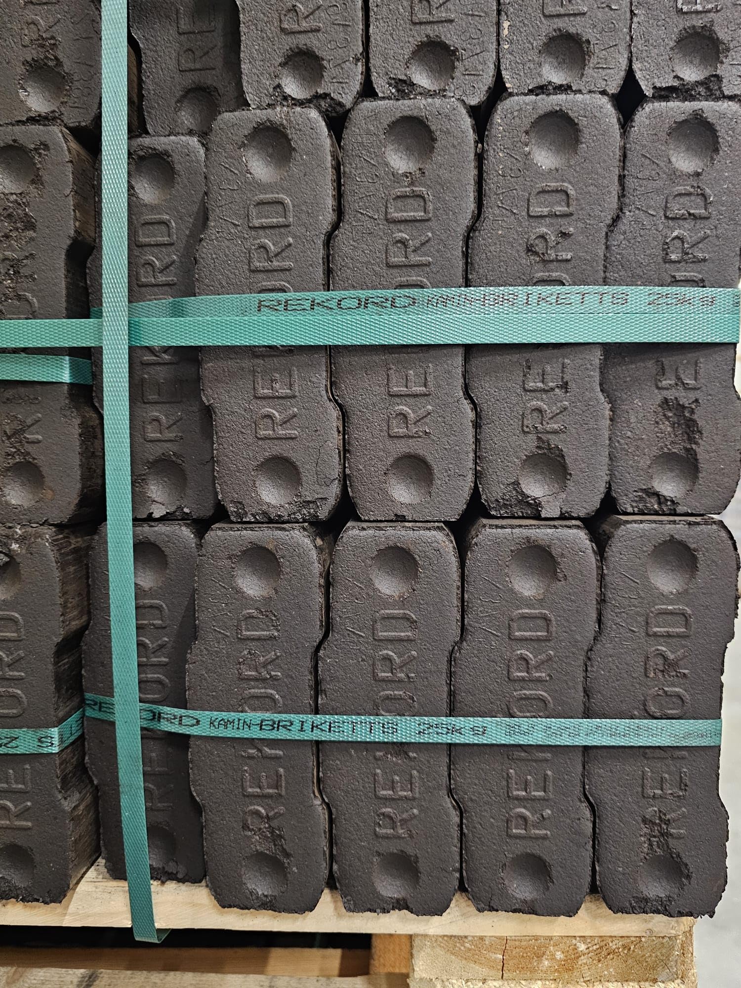 Riscaldamento professionale, 25 kg di lignite di carbone | fasci bricchette | stufa | camino - alto contenuto energetico e quindi emissione di calore molto elevata