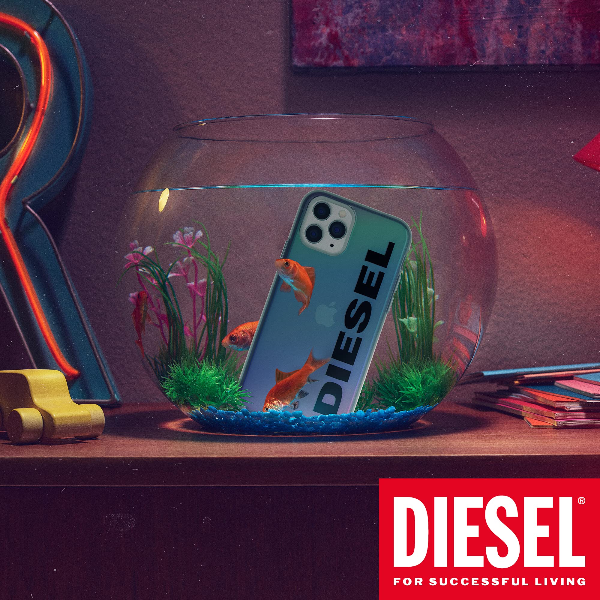Diesel Custodia progettata per iPhone 14 Pro, design bianco e nero da 6,1 pollici, protezione antiurto contro le cadute, compatibile con ricarica wireless, bordi rialzati