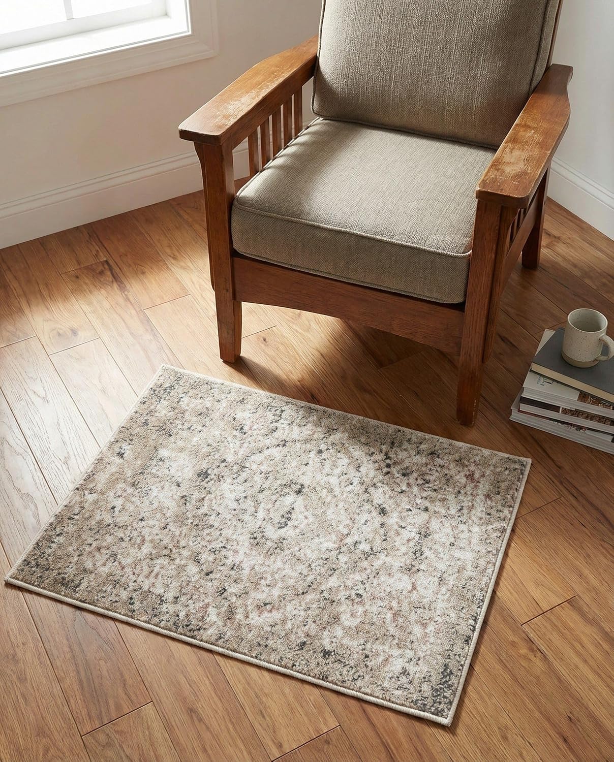 Rugs.com Oregon Collection Rug – 2' 2 x 3' Beige Low-Pile Rug Perfect for Living Rooms, Large Dining Rooms, Open Floorplans