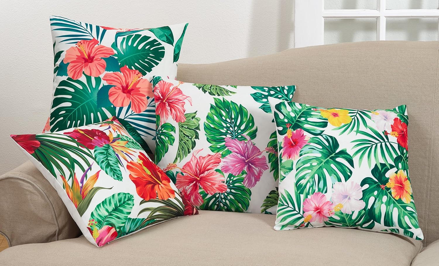 SARO LIFESTYLE Tahiti Collection Palms Poly Filled Throw Pillow, 18", Multicolor