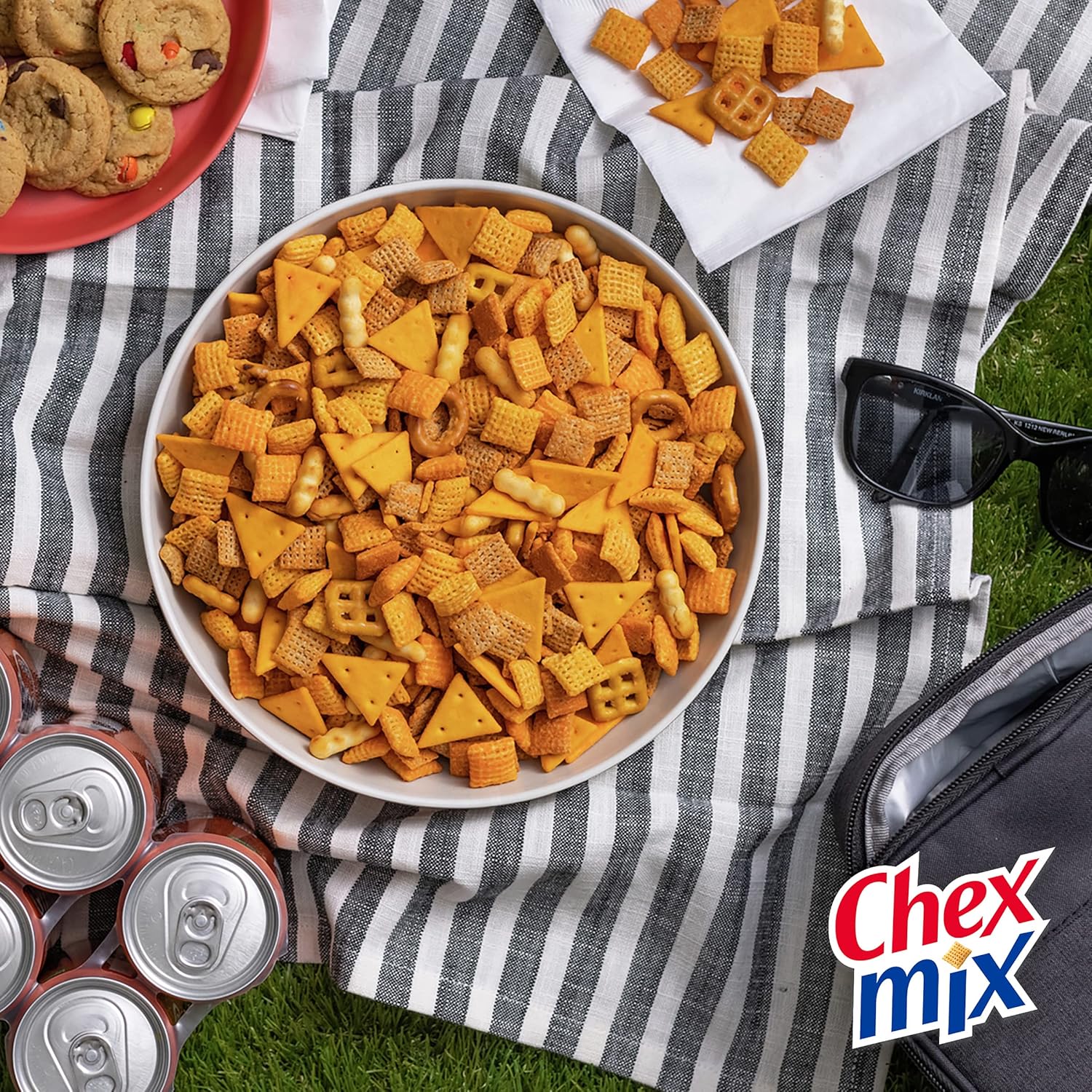 General Mills Chex Mix Chex Snack Mix - Cheddar, 8.751-Ounce Bags (Pack of 12)