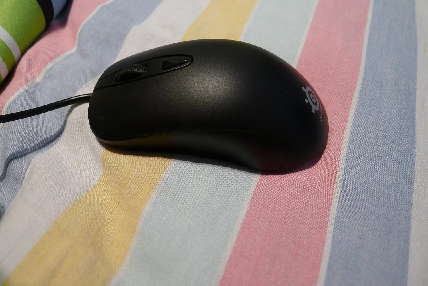 SteelSeries Kinzu Optical Gaming Mouse (Black)