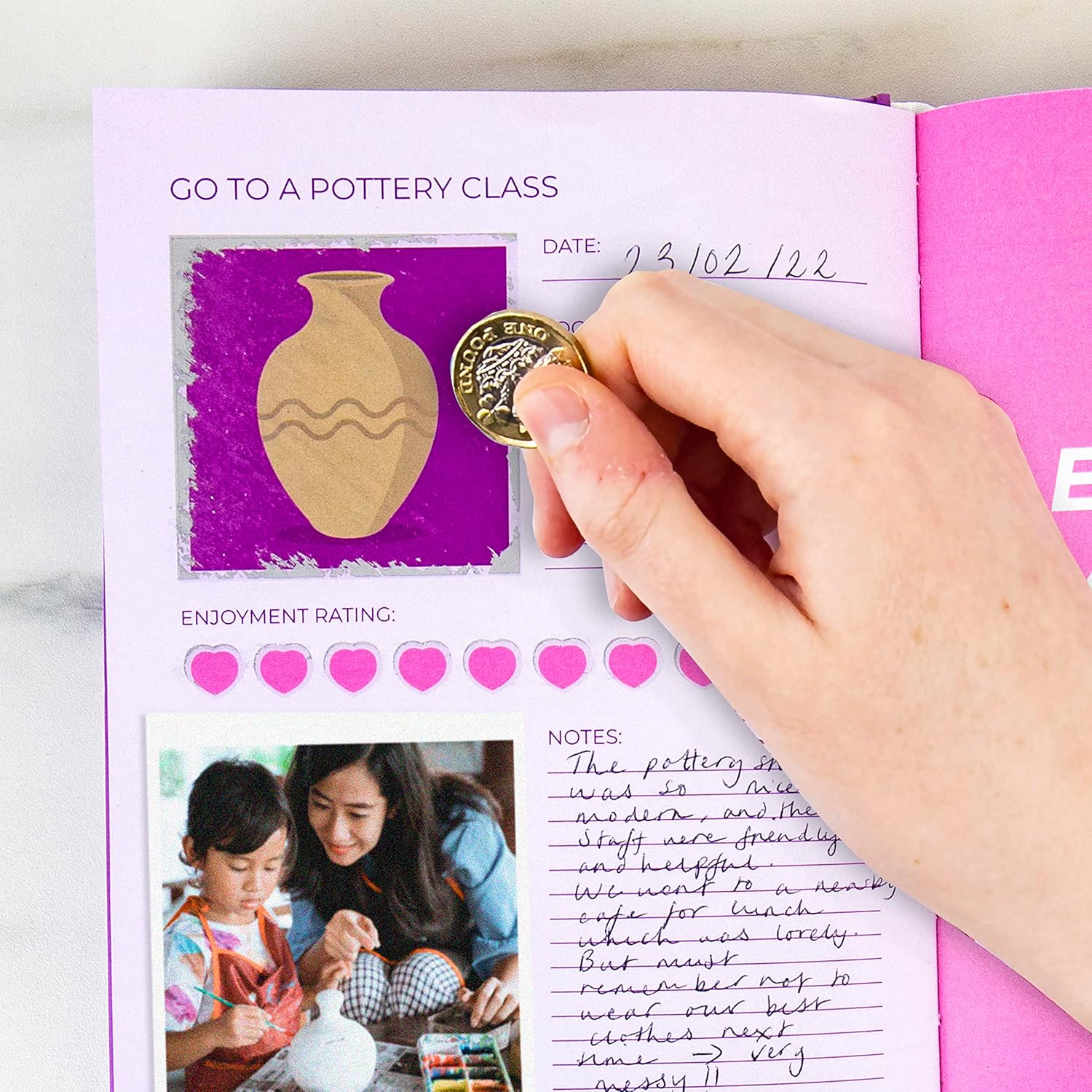 Gift Republic Scratch Off Book|Mum Edition|100 Things To Do Scratch Off|Bucket List Edition|Personalisable Memory Journal|A Gift Mum Will Value|Creating Memories That Last A Life-Time,Medium, GR830002