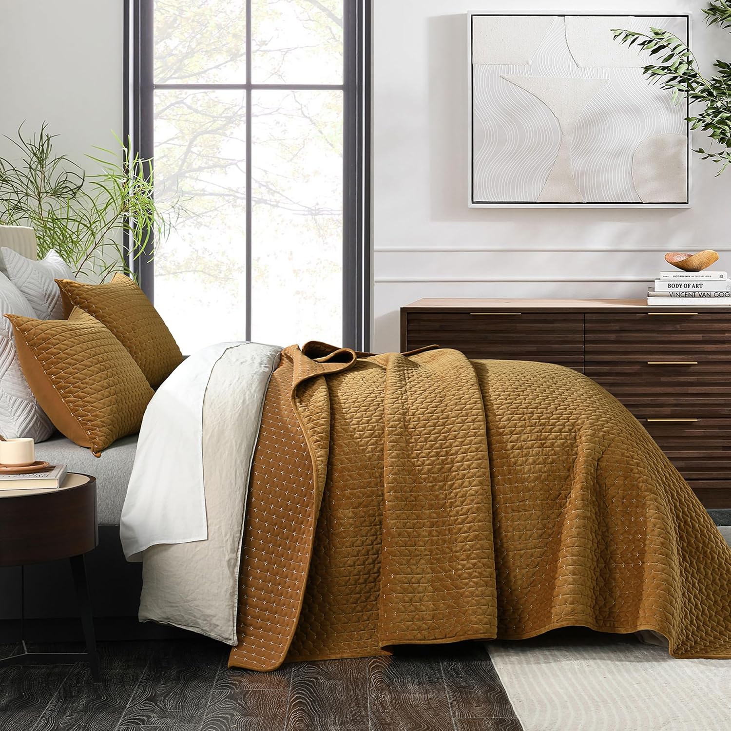 Grassix Velvet Quilt Set King Size, 3 Pieces Cross Stitch Bedspread Coverlet with 2 Shams for All Season, Lightweight Comforter Bedding Set, Gold Caramel, 108"x96"