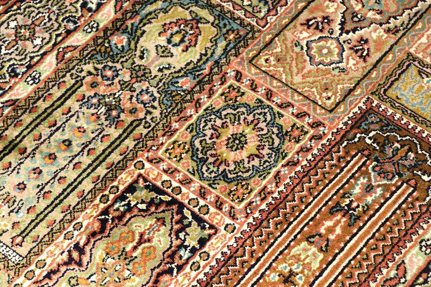 Top-Angebot: Indian Indian Hand Knotted Cashmere Silk Oriental Rug 60 x 90 cm | Handgeknüpfter Orientteppich | Wien Österreich