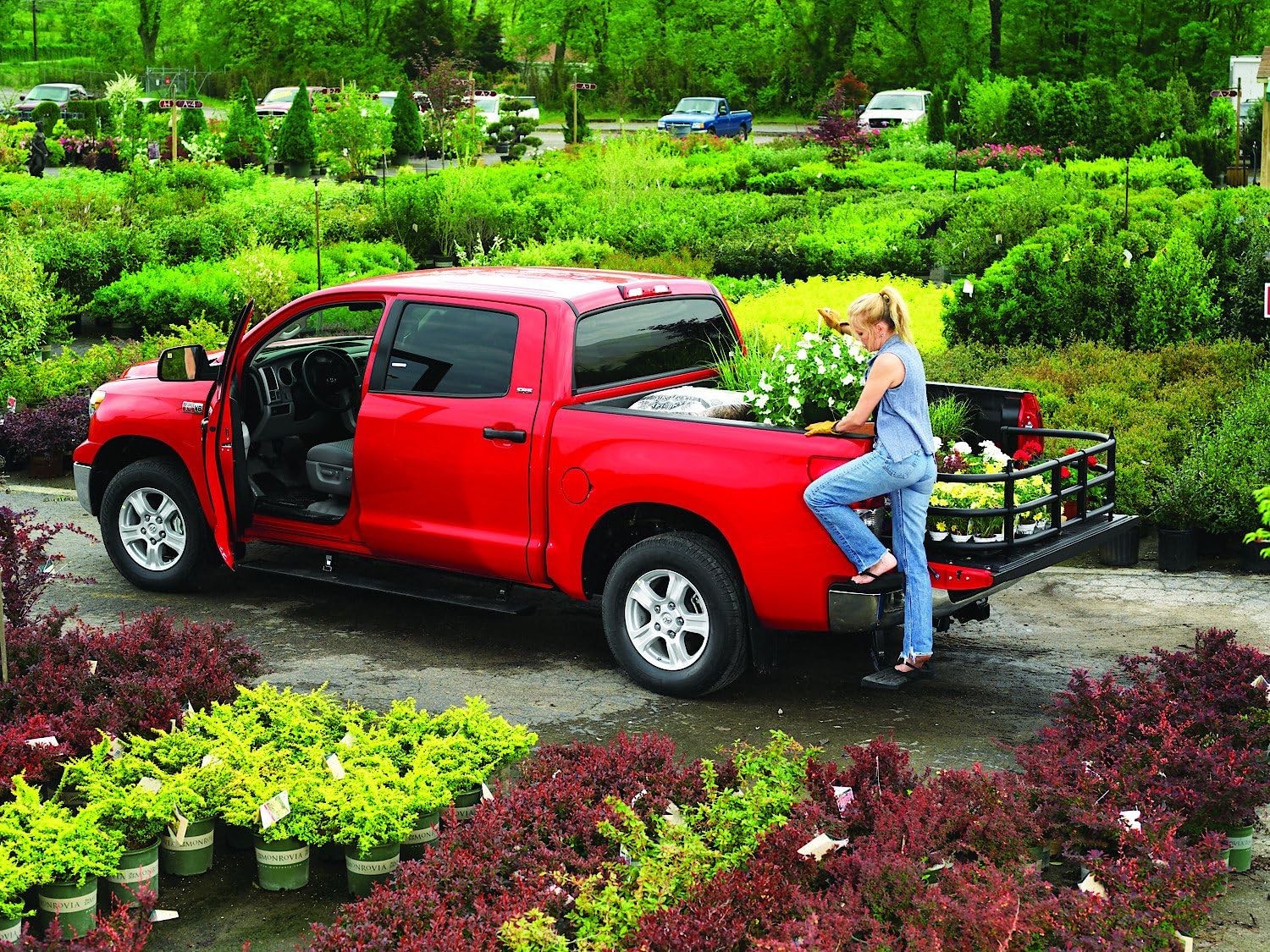 RealTruck AMP Research BedStep | 75305-01A | Fits 2007 - 2013 Toyota Tundra