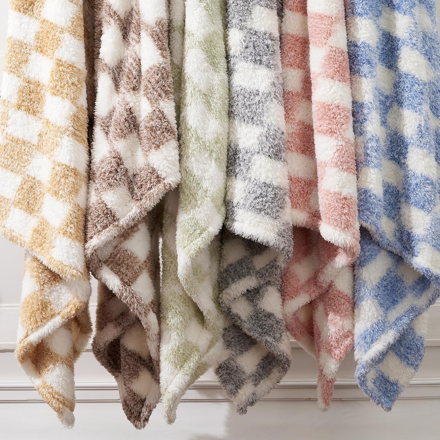 Checkered Furry Chenille Throw Blanket - Soft, Plush, Fluffy Sofa and Bed Throw, Great Gift for Women, Teens - All Season Home Décor (Ashleigh Blue, 50"x60")