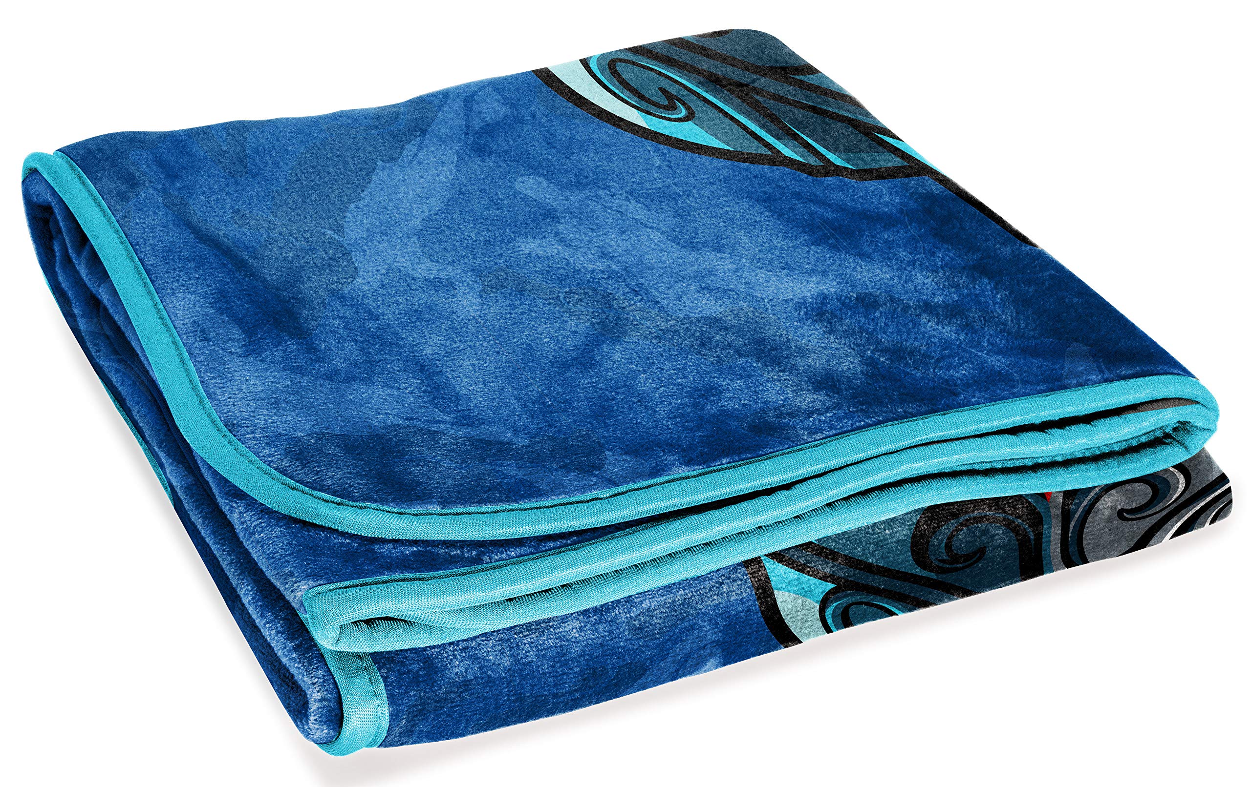 Amazon.com: Jay Franco Black Knight Blue Camo Throw Blanket (Official  Fortnite Product) : Home u0026 Kitchen