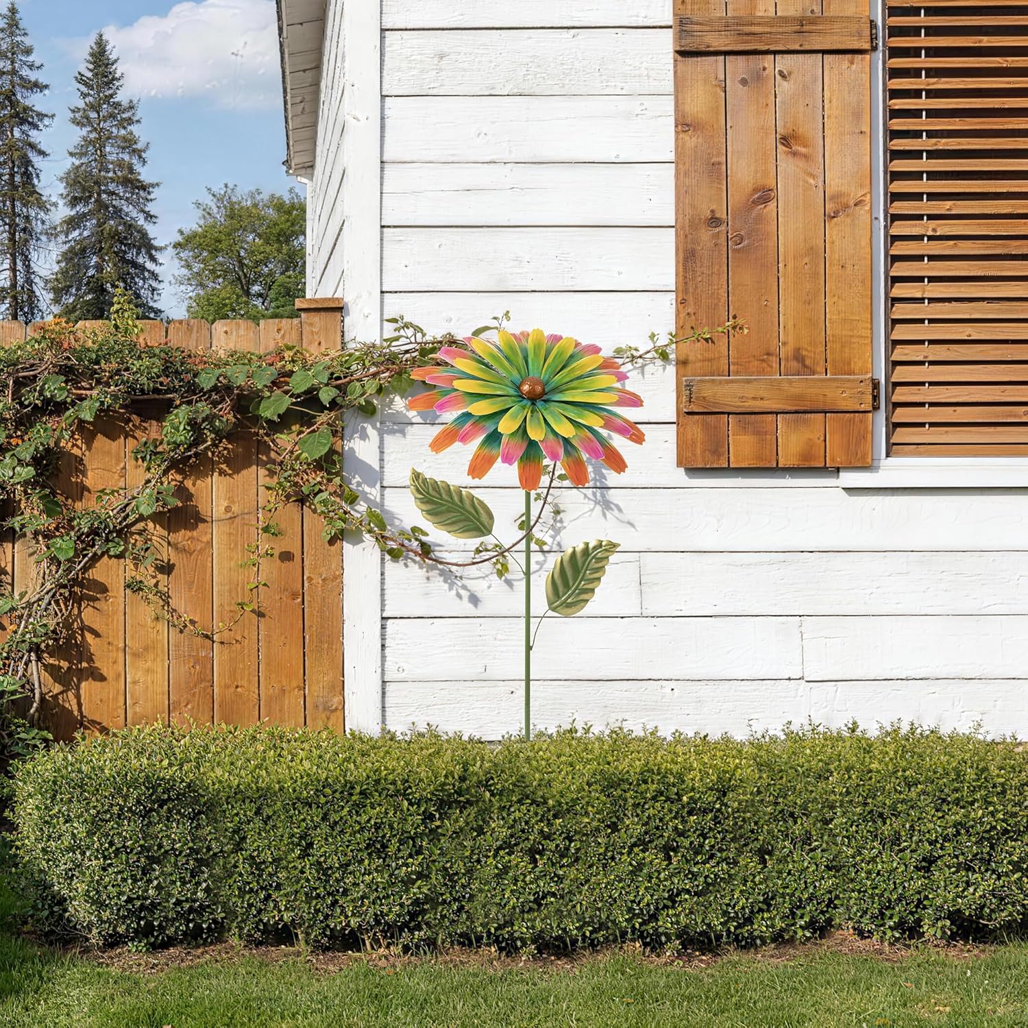 Glitzhome Metal Flower Yard Stake, 41" H Hand Painted Garden Flower with Red Green Petals, Iron Garden Yard Spring Decor for Lawn Landscape
