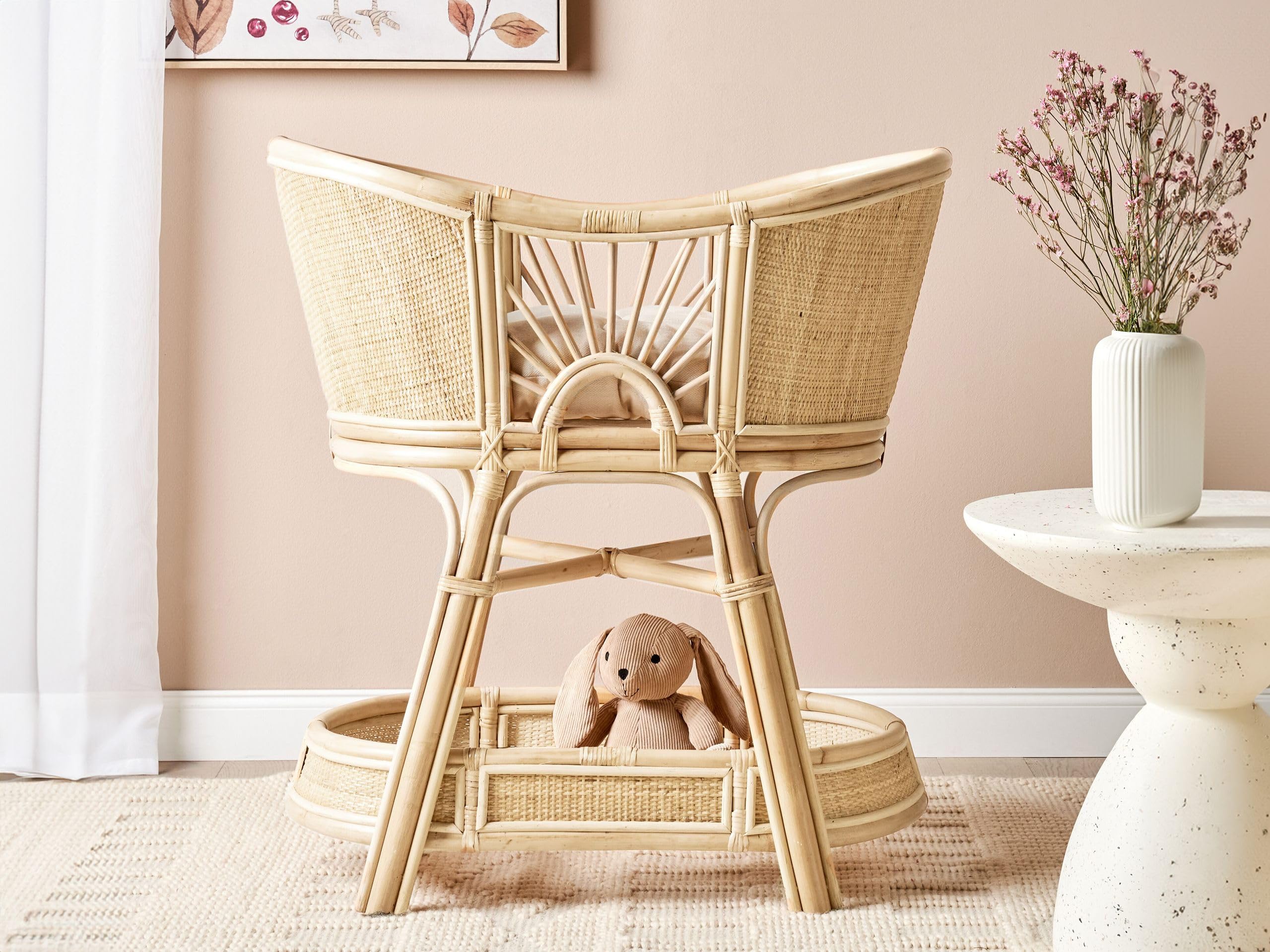 Beliani Berceau Moïse en Rotin Clair 50x70 cm avec Couffin en Polyester et Coton Naturel Lagrasse