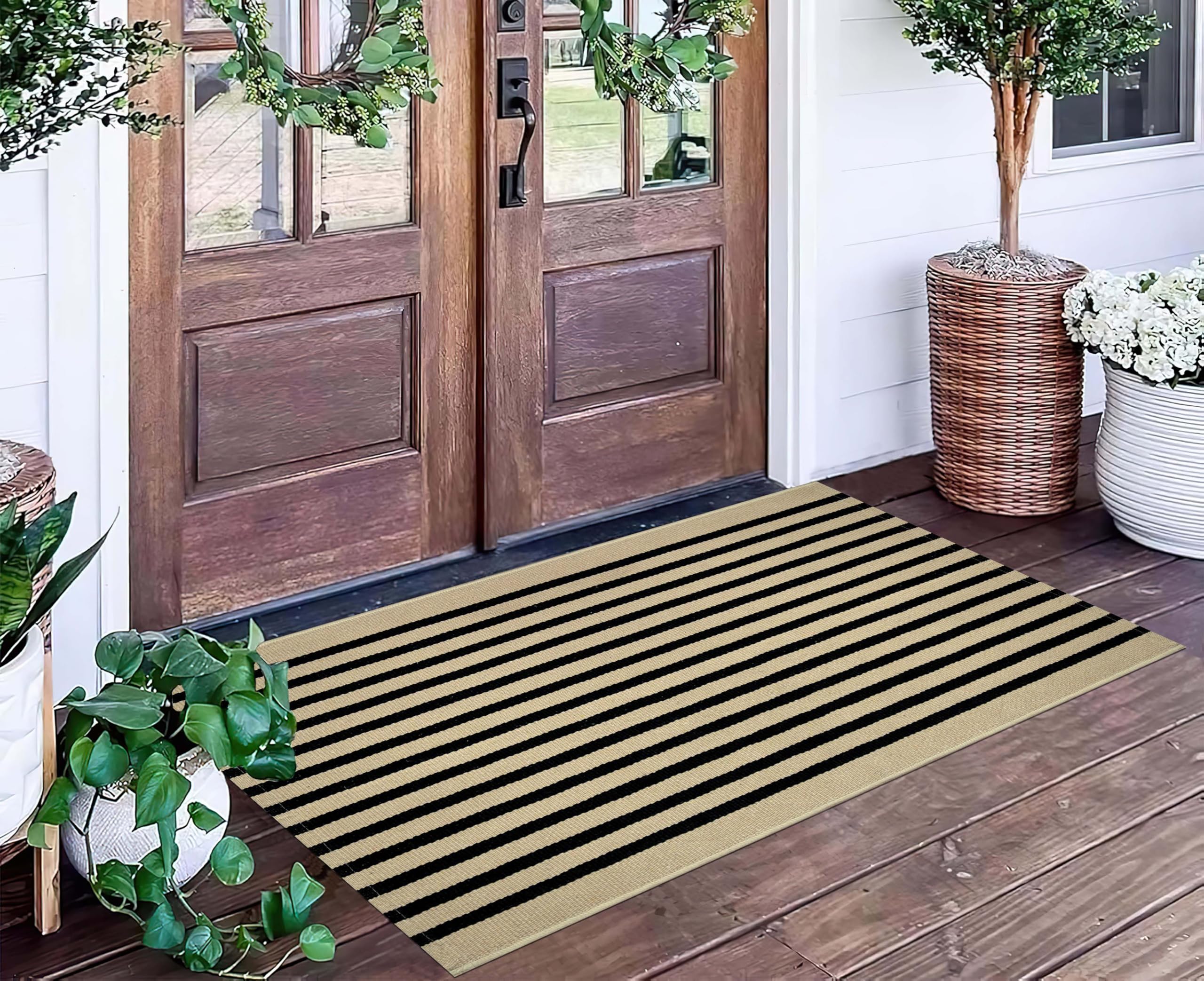 Alfombra de Exterior a Rayas Negras y Caqui de 60 x 120 cm, Lavable, para