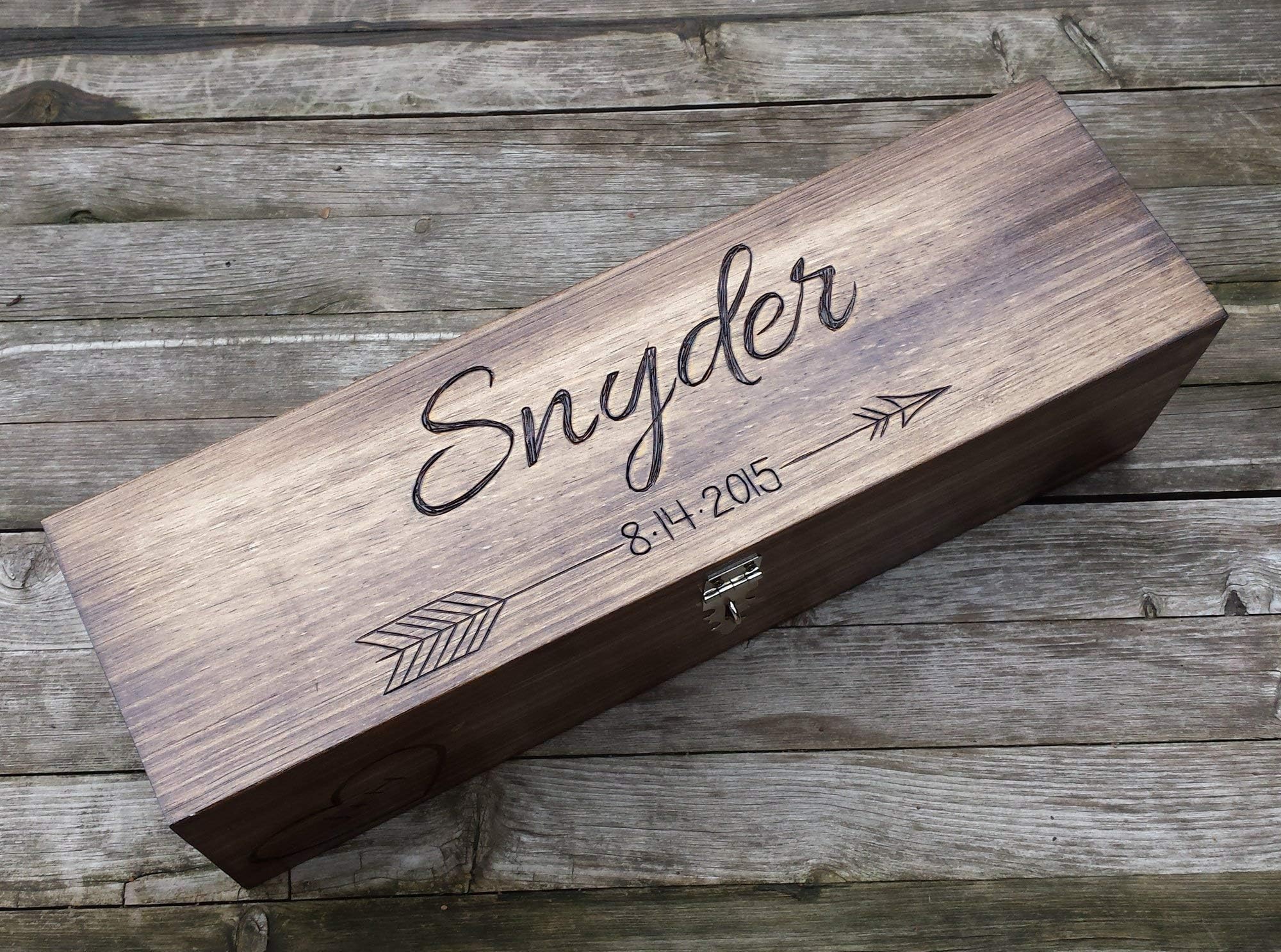 Custom wine box Engraved and Personalized for your wedding day