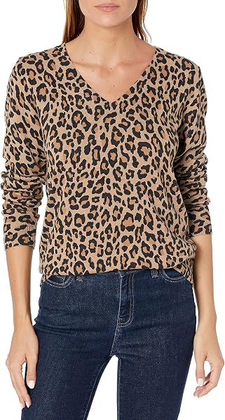 Amazon Essentials Women's Regular-Fit Lightweight Long-Sleeve V-Neck Sweater…
