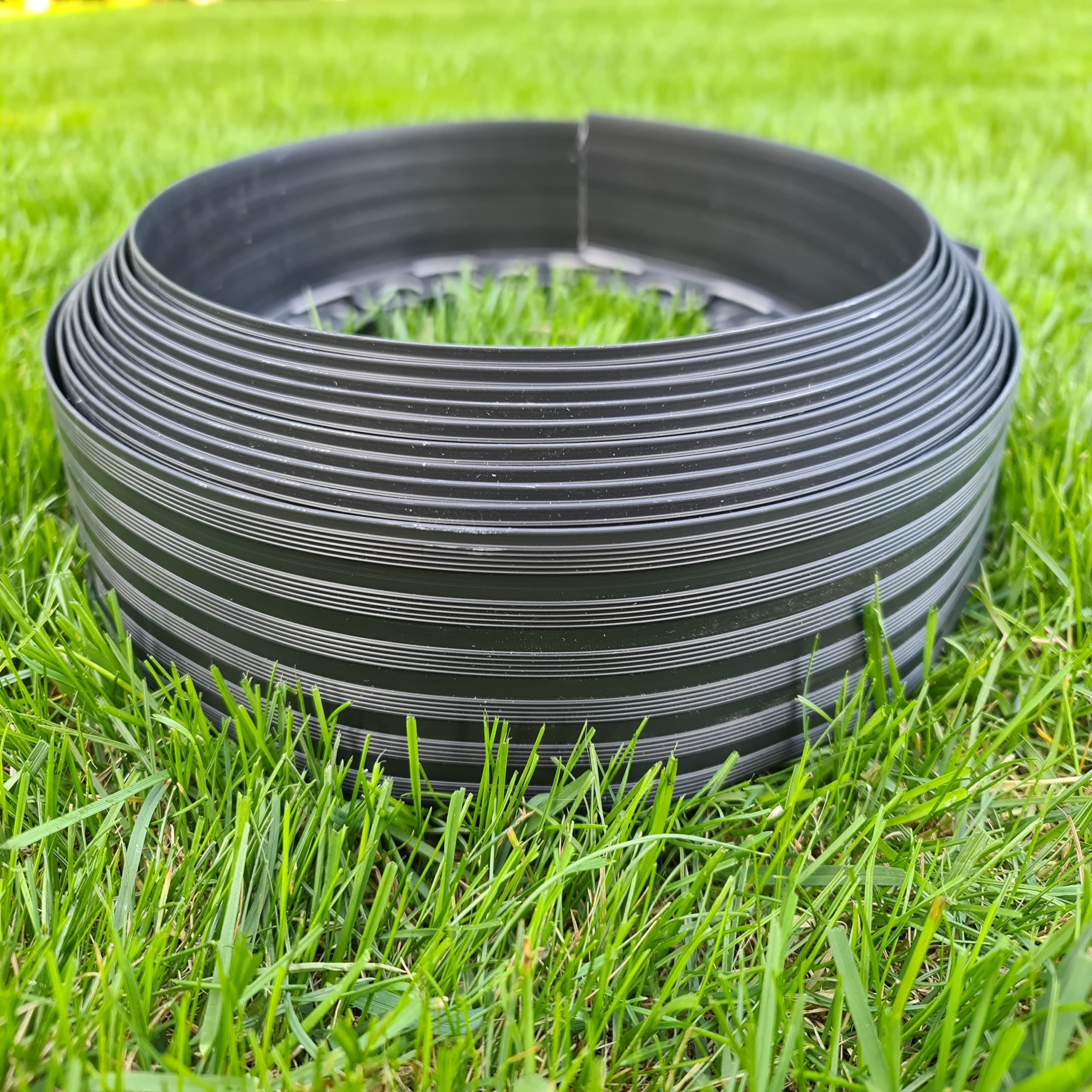 KB Tools Bordatura da giardino per paesaggistica, bordo da prato per aiuole, flessibile, resistente, 10, 20, 30, 40, 50, 100 m, in plastica bassa, 4/6 cm