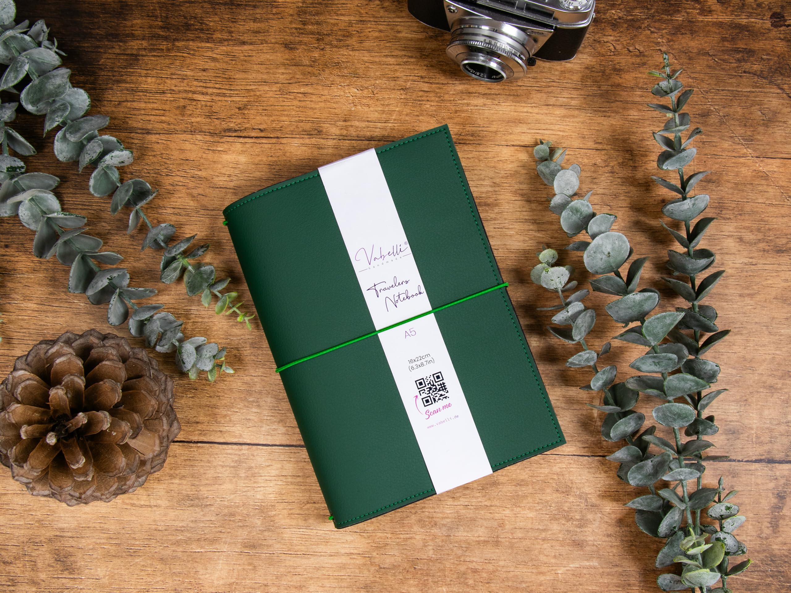 Travelers Notebook, dunkelgrün, –verschiedene Größen, nachfüllbar – Handmade Journal aus Kunstleder, Platz für 2 Hefte, optional mit Notizheften, dots oder blanko