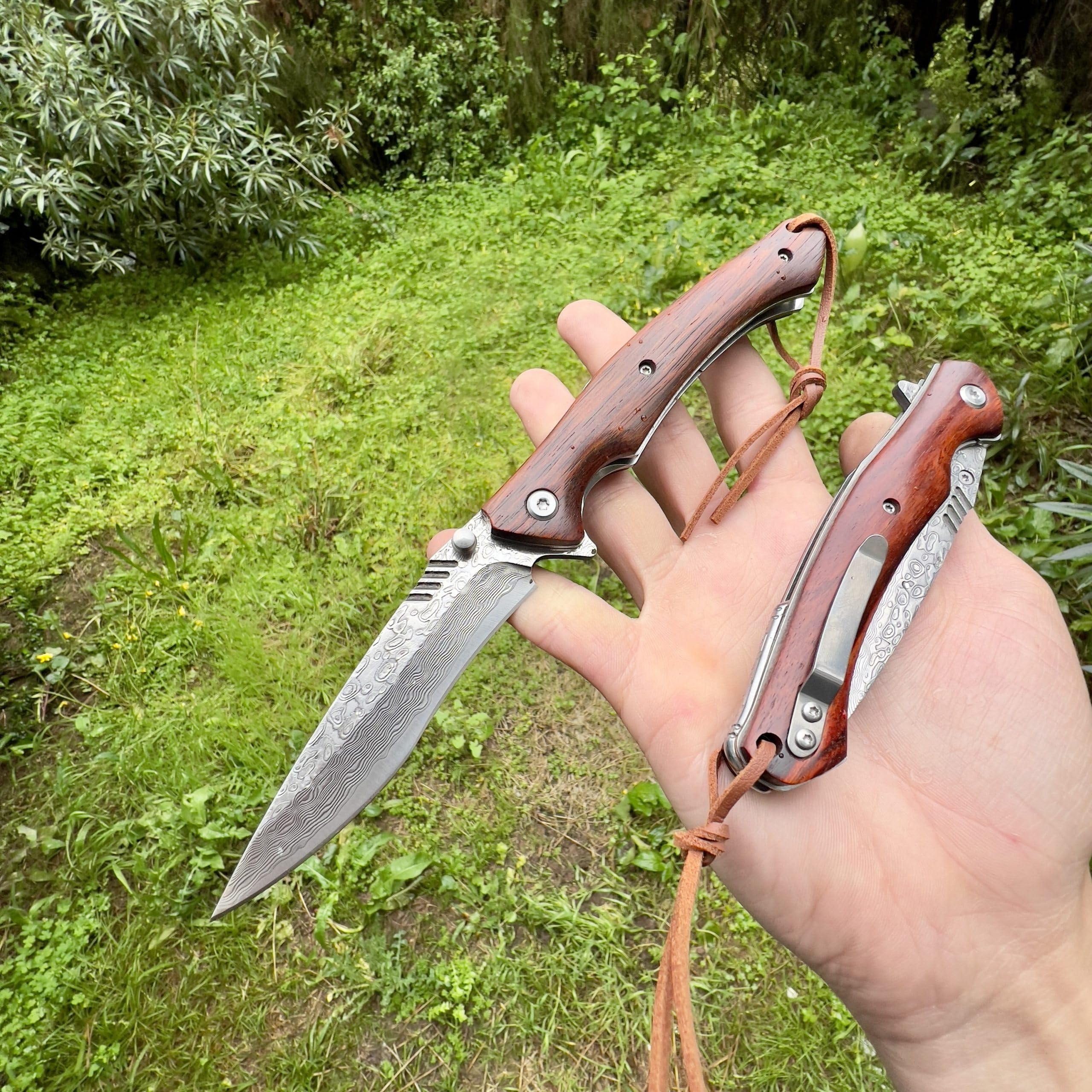 Couteau Pliant Poche Damas Acier 67 Couches VG10 forge linerlock custom camping edc artisanat gentlemen roulement bille bois decoupe lame tranchante collection Cadeau Homme
