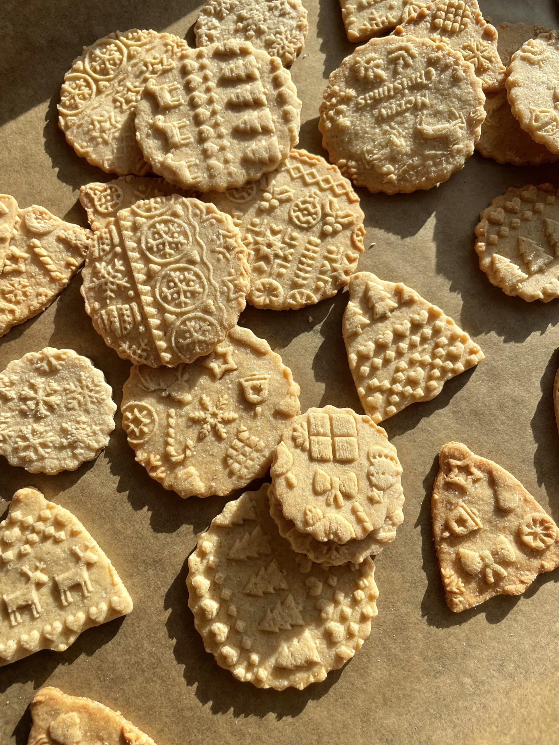 NATALE Mattarello Decorativo per Biscotti - Set di 3 Mattarelli Piccoli | Mattarello Inciso | Rullo per Biscotti e per Modellare per fai da te | Mattarello Legno Goffrato di Algis Crafts