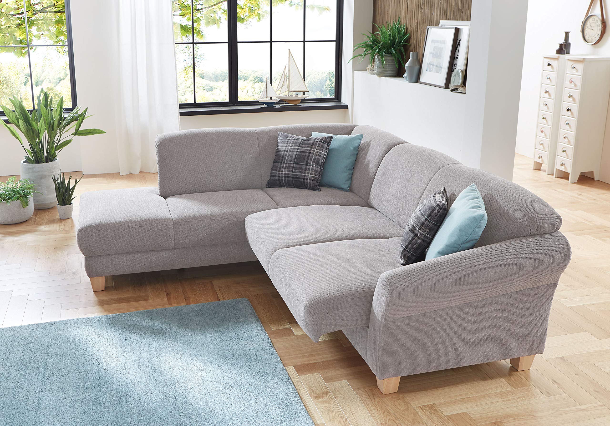 CAVADORE Ecksofa Gootlaand / Große Sitzecke im Landhausstil inkl. praktischer Vorziehfunktion und Bettkasten / Mit Federkern-Polsterung / 257 x 84 x 212 / Hellgrau