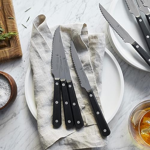 Vista 7 de HENCKELS J.A. Henckels International Steak Cuchillo Conjunto de 8, acero inoxidable.
