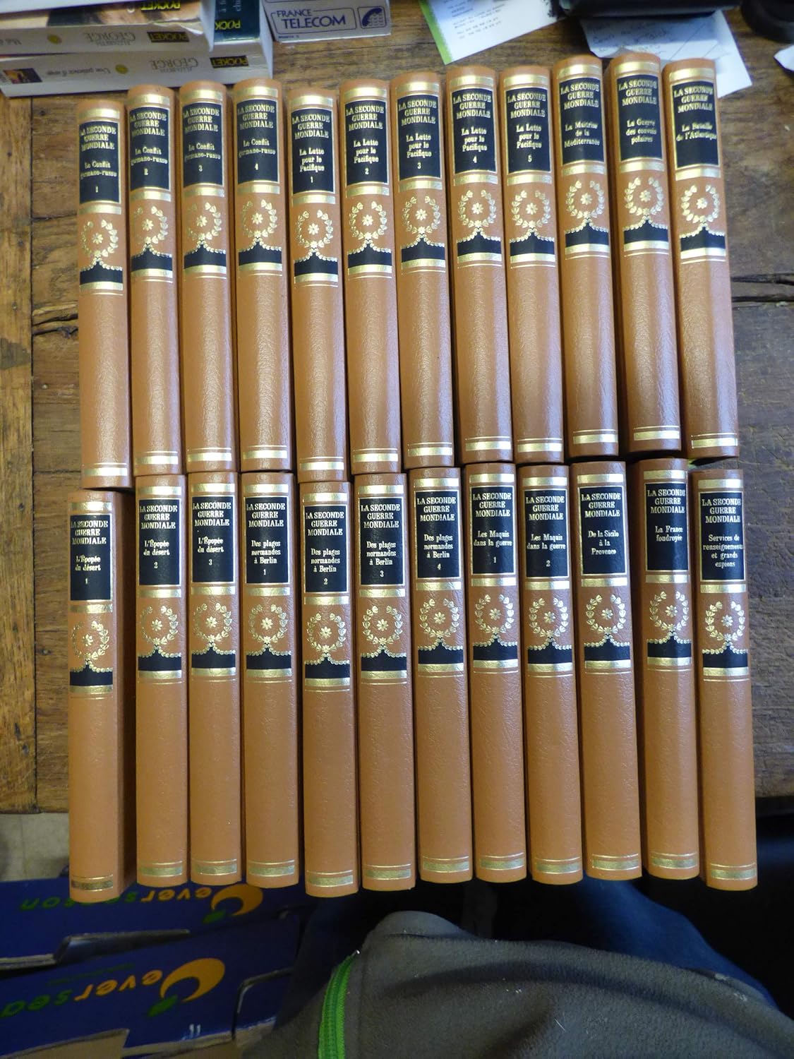 Amazon.fr la seconde guerre mondiale en 24 volumes aux éditions Famot famot Livres