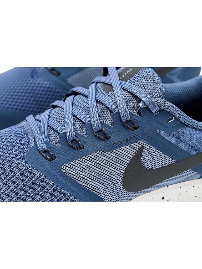 Navy Nike Run Swift 3