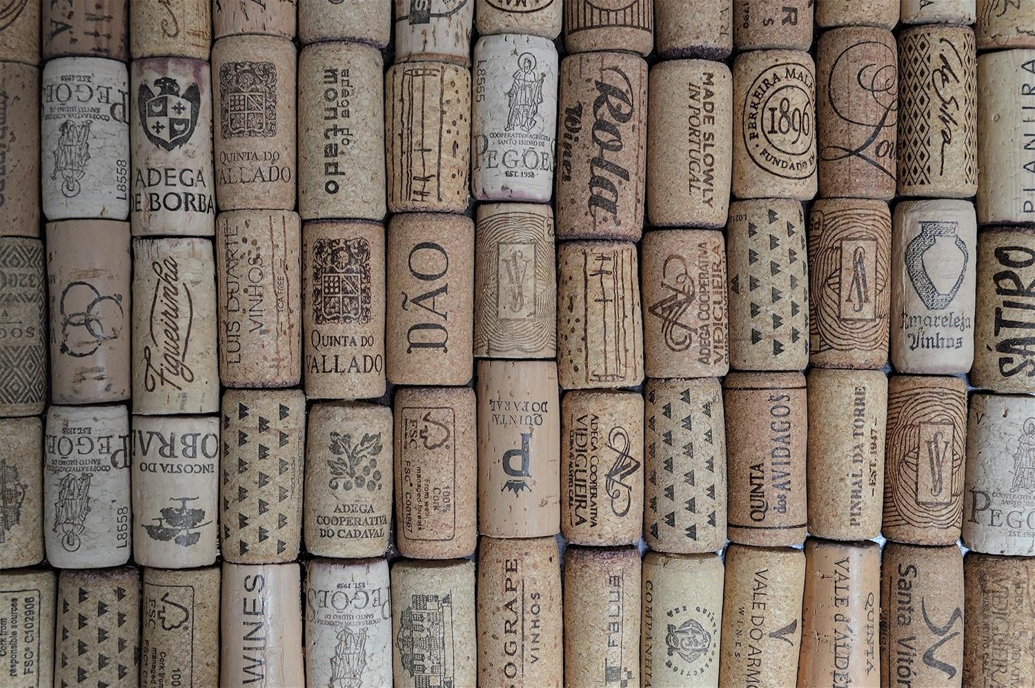 500 Used Halves of Corks Assorted - The best Halves of Corks from Europe - Different vineyard, hallmarks, and size - Pre-cut Wine Corks. Perfect for Handmade Memo Boards