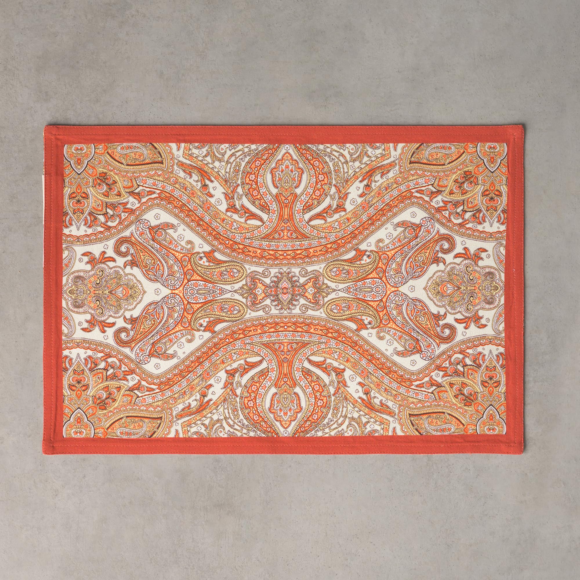 Maison d' Hermine Sets de Table 100% Coton (33 cm x 48 cm, Lot de 4) | Lavable et Réutilisable pour la cuisine la salle à manger les fêtes décorations de Thanksgiving et de Noël - Kashmir Paisley