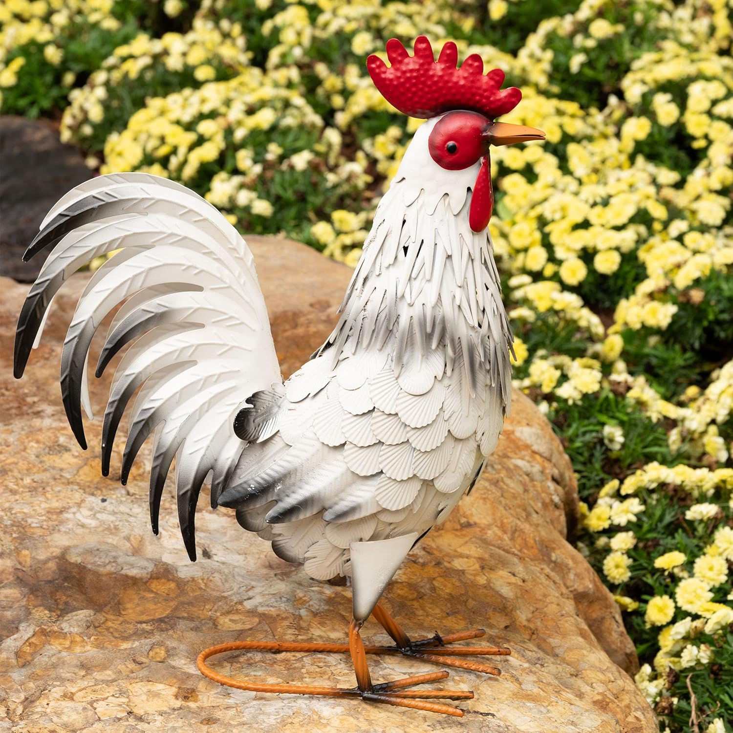 TERESA'S COLLECTIONS Garden Decor with Solar Outdoor Lights, Red Rooster Yard Art Sign for Outside, 39.4'' Metal Weathervane Decorative Garden Stake for Outdoor Decor Lawn, Gifts for Mothers Day