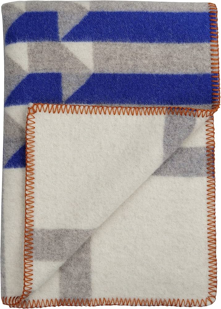 Amazon.com: Roros Tweed Designer 100% Norwegian Wool Throw Blanket