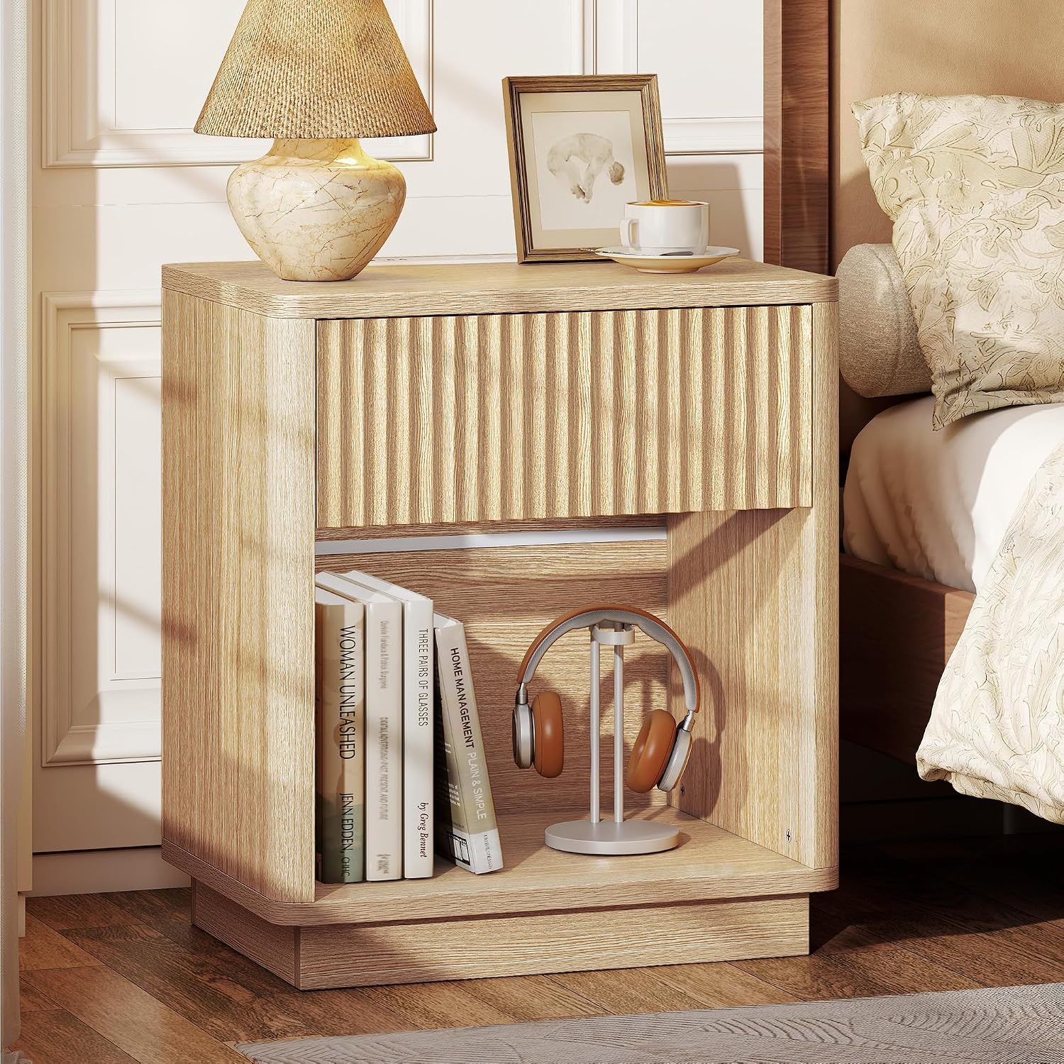 Turosur Fluted Nightstand with Charging Station & 1 Drawers for Bedroom,Oak