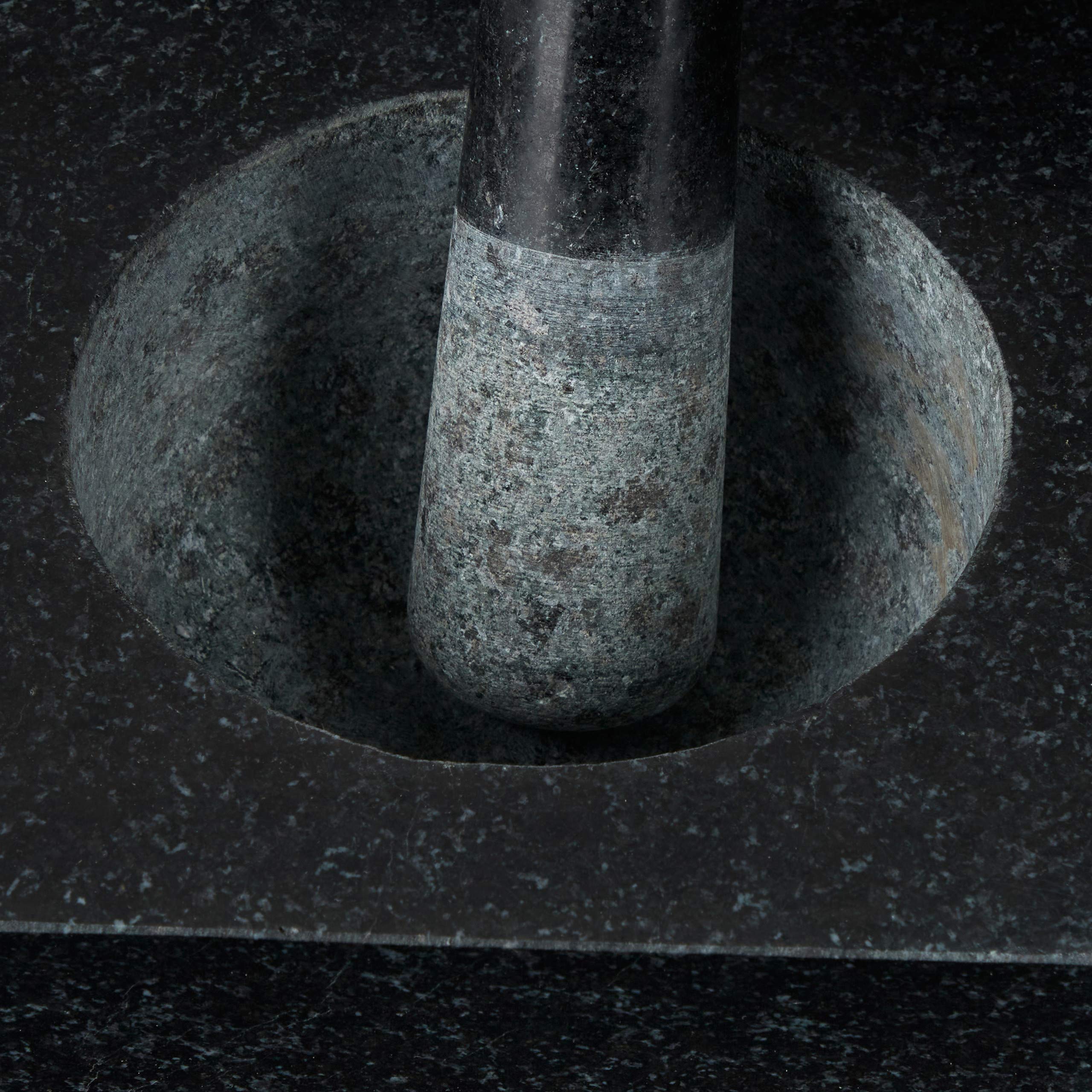 Relaxdays Mortier et pilon, XXL, granit, épices et herbes,750 ml,6,75 kg, mortier en pierre 12x19,5x19,5cm, noir
