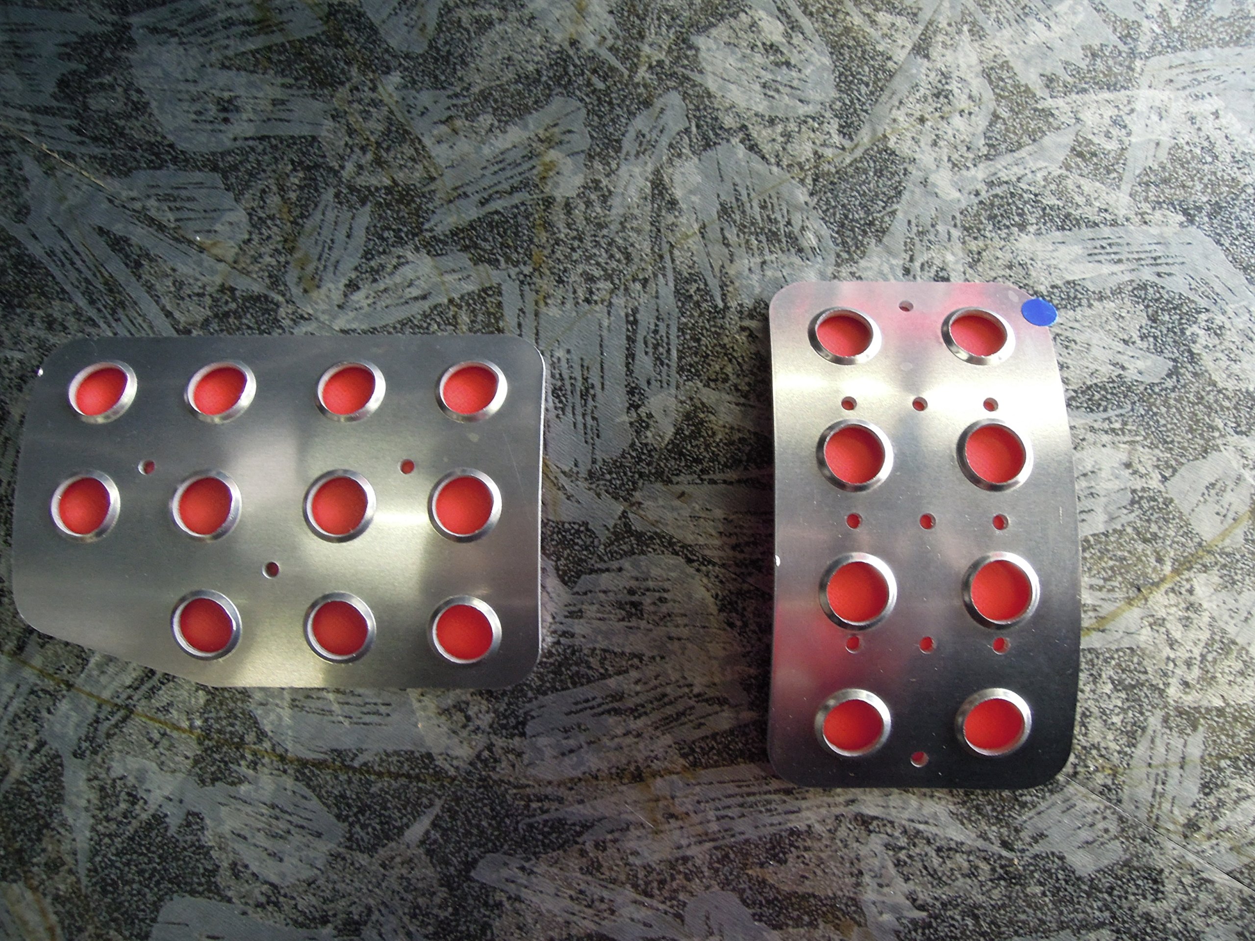 Amazon | TEZZO ノンスリップアルミペダル レッド 2ペダル