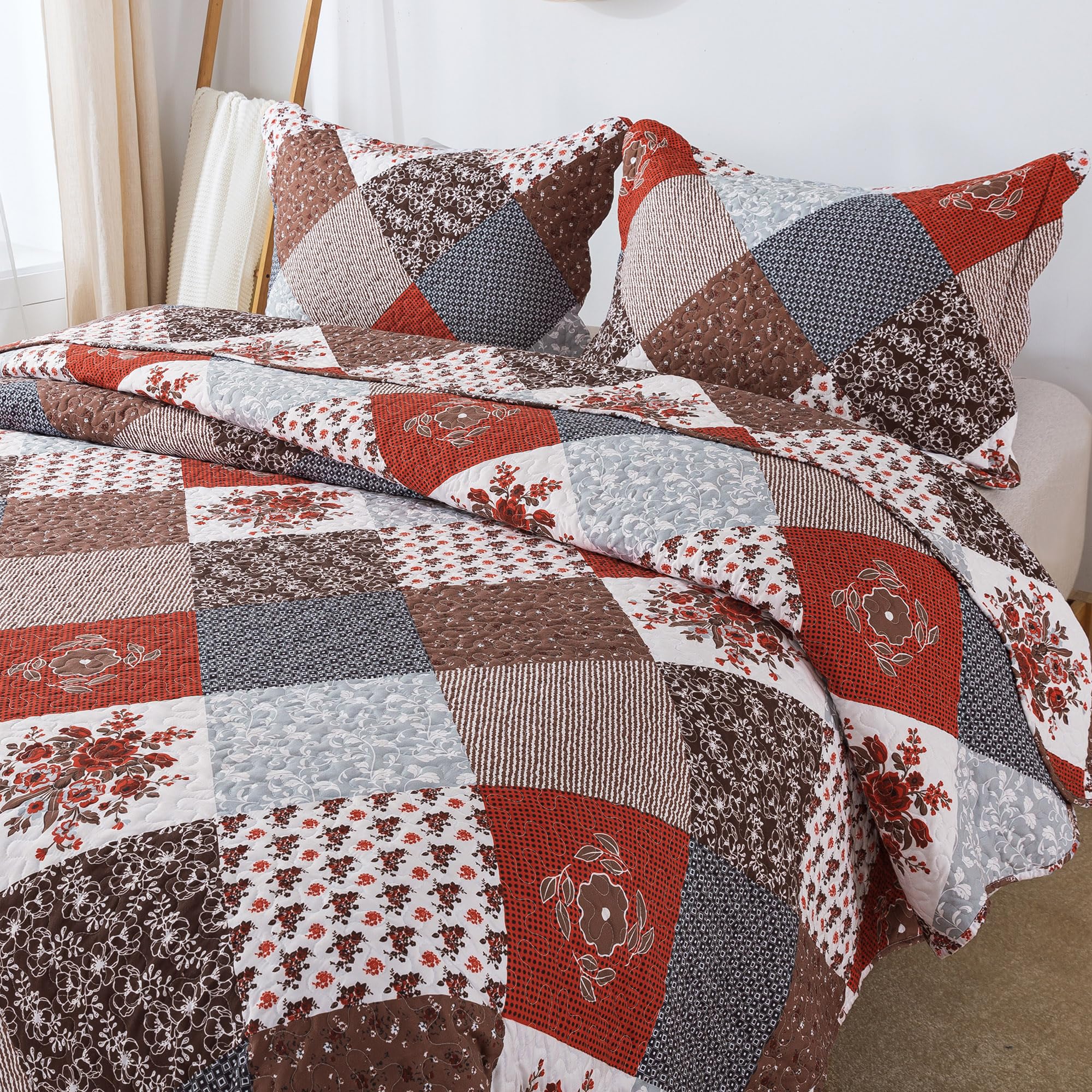 HoneiLife Quilt Set King Size - 3 Piece Microfiber Bedspread Reversible Coverlet Patchwork Bedding Set Lightweight Bedcover Floral Bedspreads All Season Quilts-Amaranth Red