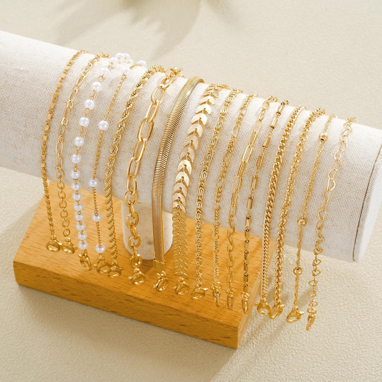 16 PCS Gold Bracelets for Women, Dainty Bracelets Set for Women Trendy, Gold Stackable Cuban Link Paperclip Chain Bracelet Pack Jewelry Gifts for Women