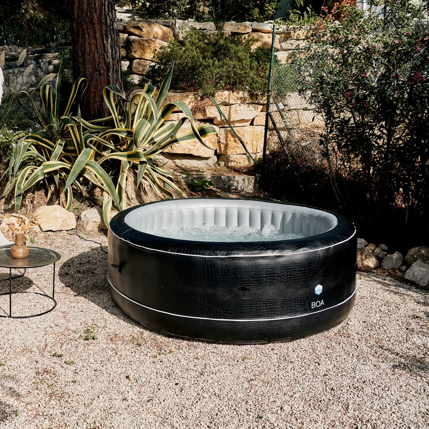 NETSPA - SPA Hinchable Circular SP-BOA155B XL Familial -5-6 Personas - 195X70 Cm - Efecto de cocodrilo - Estructura de Espuma 8 Cm - Volumen 800 L