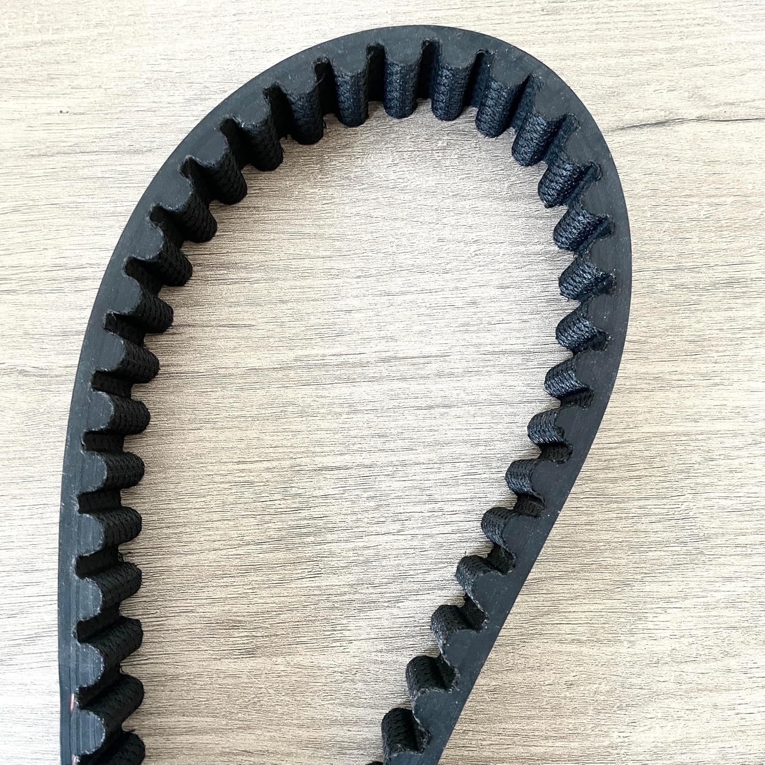 136 1 1/8" Rear Drive Belt Compatible with Harley Sportster Roadster 883 1200 04-06 REP Replacement for 58-415, 40570-04, 1204-0059