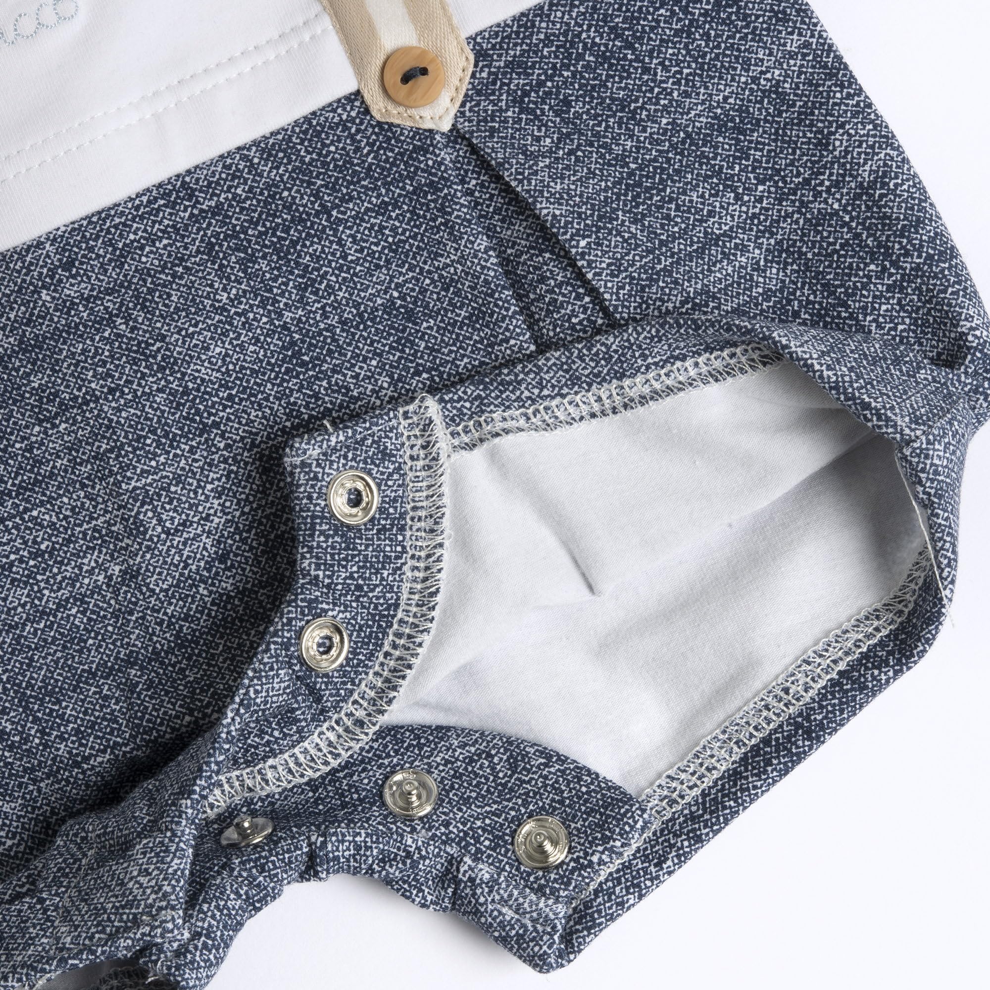 Chicco, Tutina Neonato, Pagliaccetto Neonato con Comoda Apertura con Bottoncini, in Morbido Cotone, Lavabile in Lavatrice, Abbigliamento Neonato 0-24 Mesi, Designed in Italy