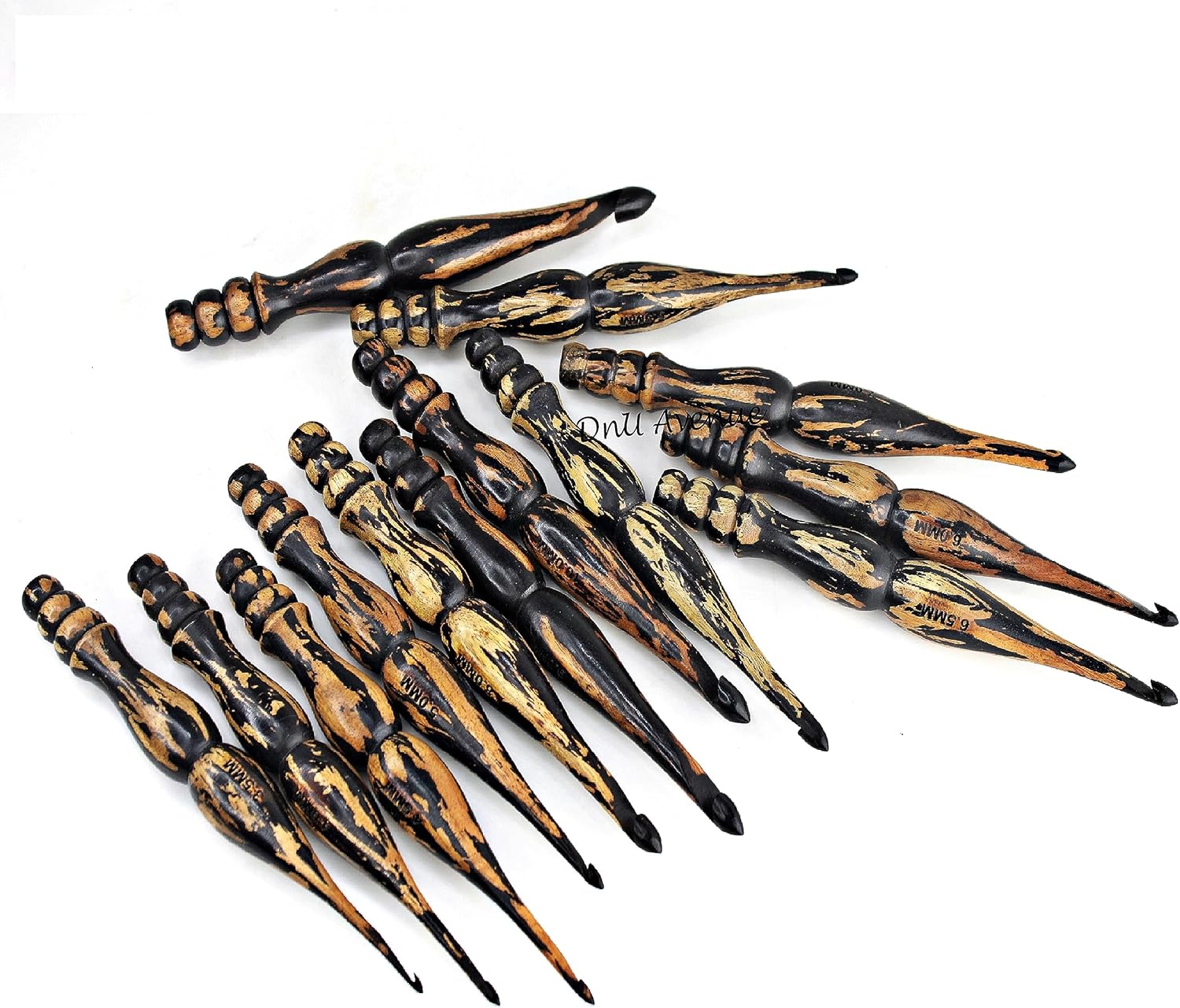 13-Piece Wooden Crochet Hook Set with Vintage Burned Yarn Bowl – Sizes 3.5mm to 12mm, Smooth Bamboo Crochet Hooks for Yarn, Ergonomic Knitting & Crochet Tools for Beginners & Experts