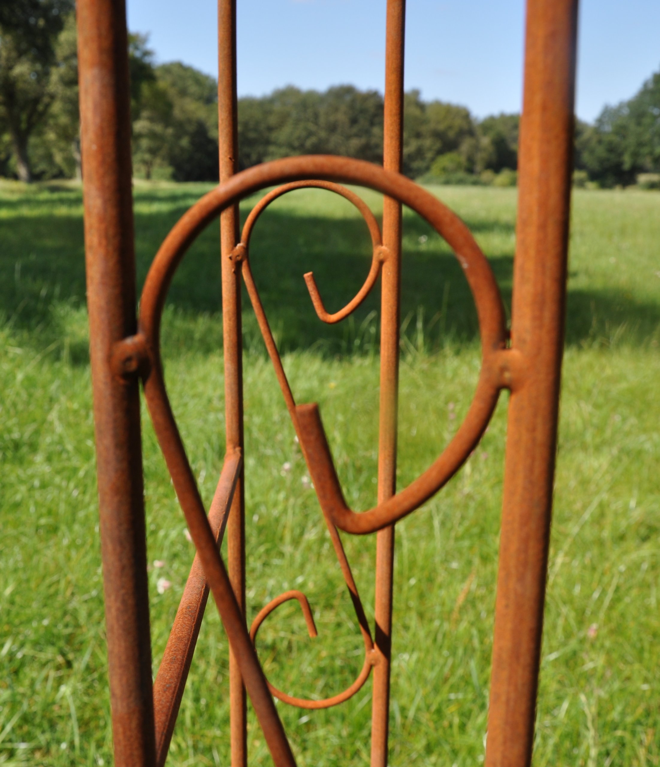Rostiger Rosenbogen aus Metall 10mm Massiveisen! Breite: 140cm Roheisen/Rost