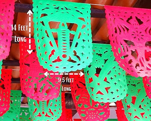 Miniatura 3 de Paquete de 5 banderas de papel picado rojo y verde de Feliz Navidad, decoraciones navideñas y españolas para fiestas, 50 paneles hechos de papel de