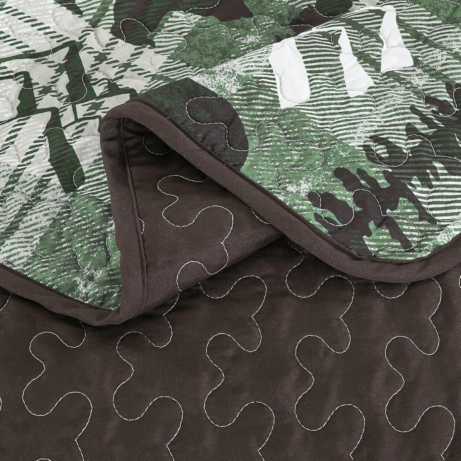 MarCielo 3-Piece Rustic Cabin Quilt Set Reversible Bedspread with Moose and Bear Pattern, Lightweight All Season Cabin Bedding(Green,Queen) - Image 5