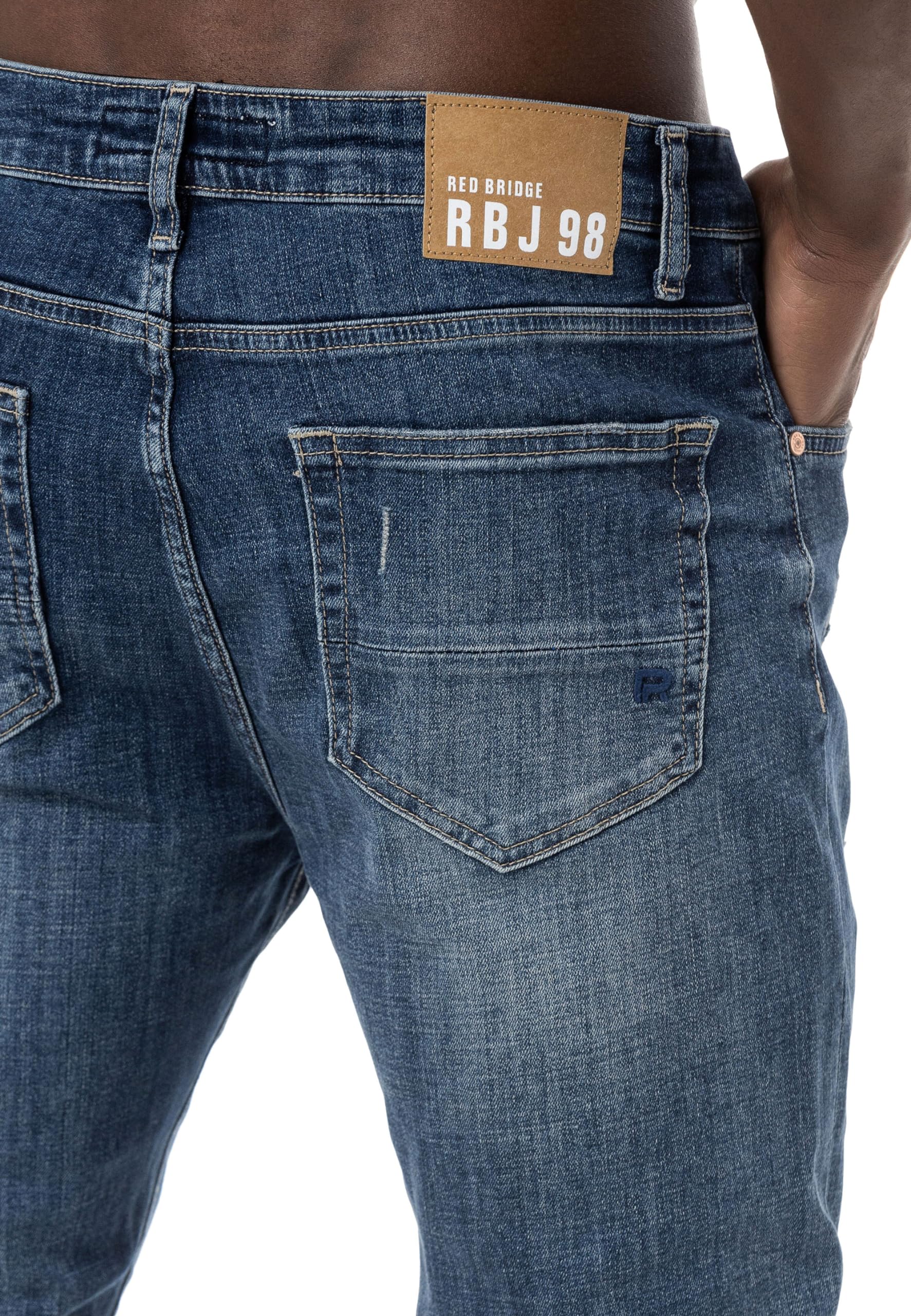 Red Bridge - Jeans da uomo, look Destroyed