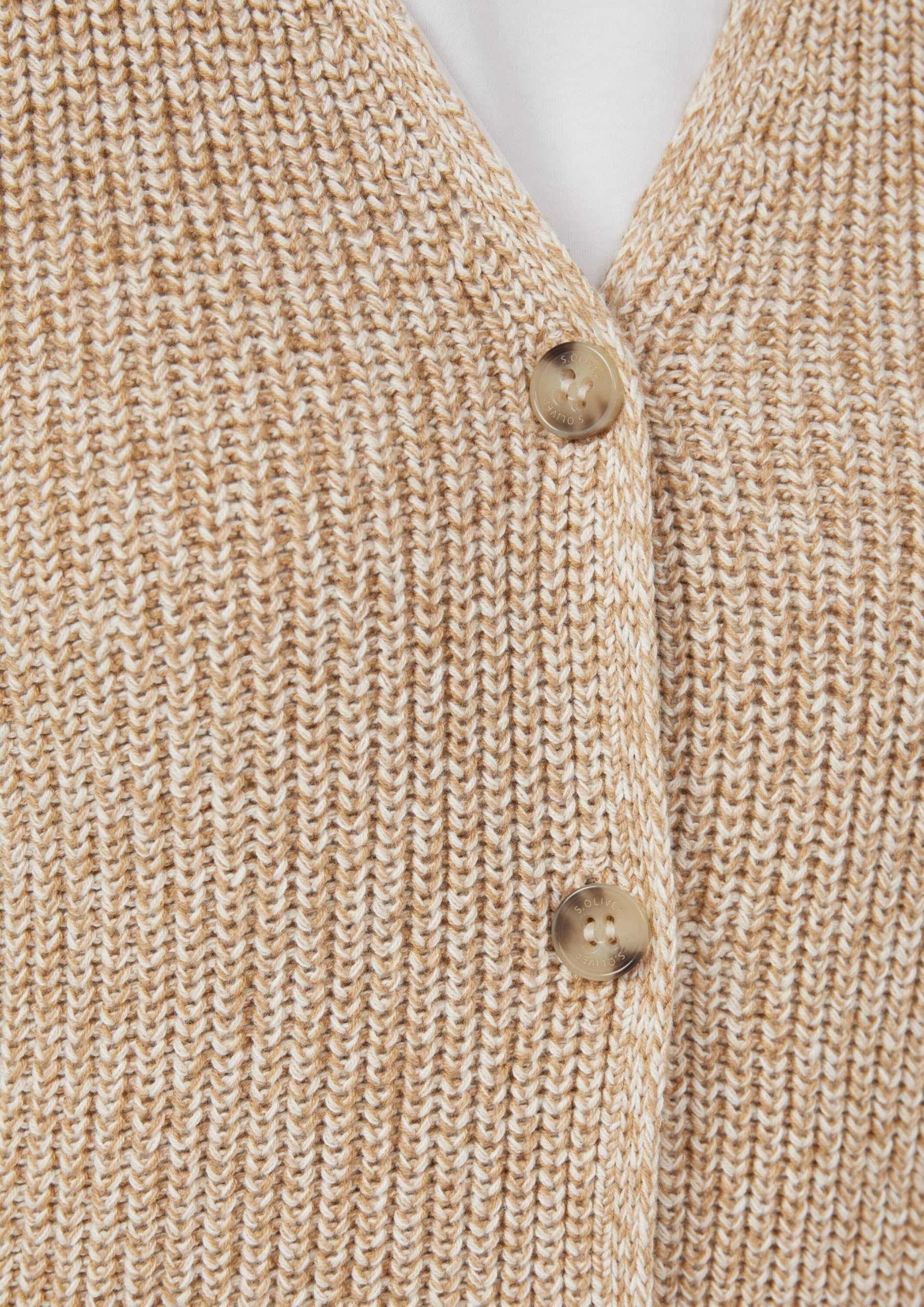 s.Oliver Strickweste im Slim Fit mit Knopfleiste