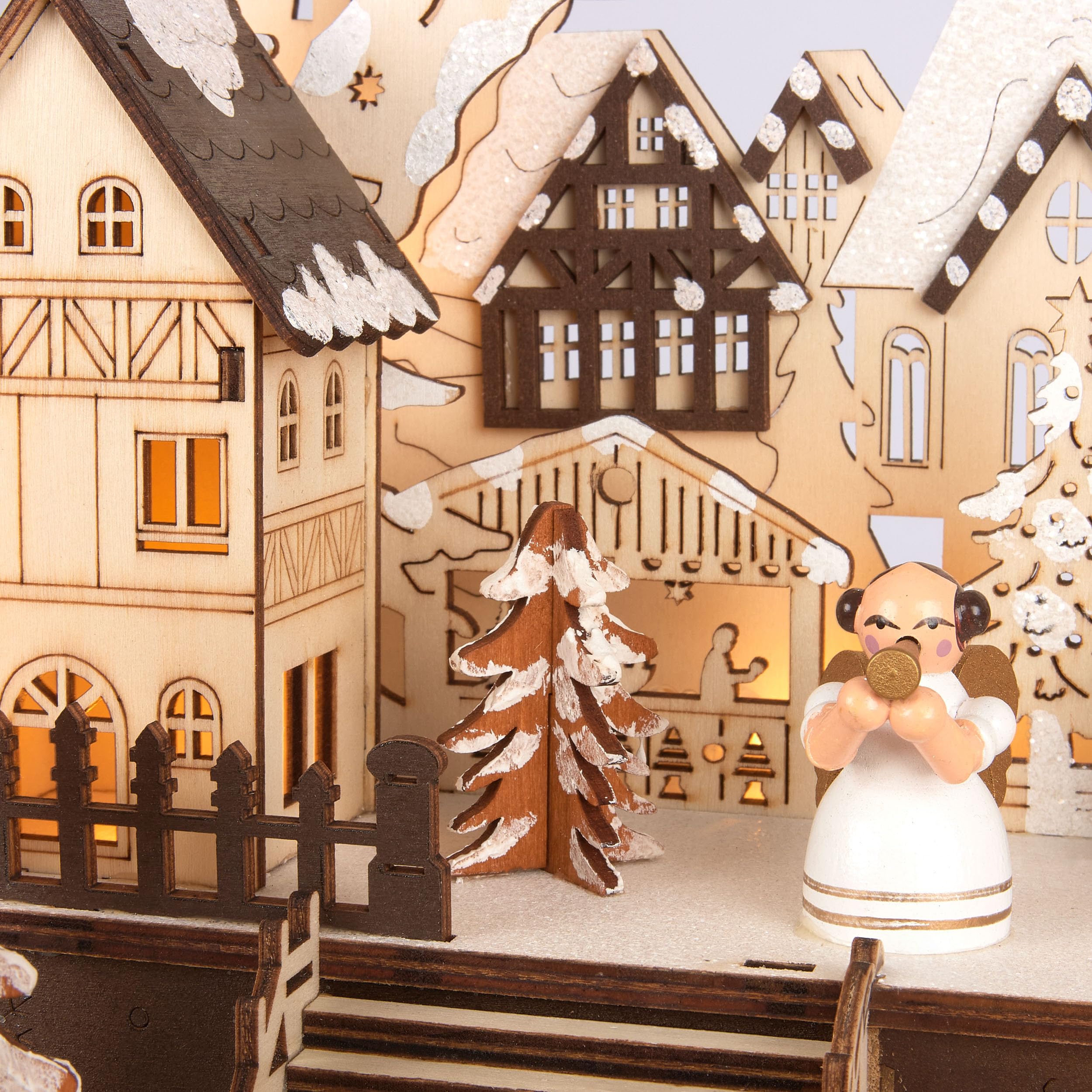 Brubaker 3D Lichterbogen - LED Schwibbogen - Das große Konzert im Weihnachtsdorf 2026 - Weihnachtsbeleuchtung aus Holz Natur - 31 x 45 x 22 cm - Handbemalte Weihnachtsdeko für Tisch & Fensterbank