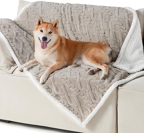 Miniatura 1 de Bedsure Mantas impermeables para perros grandes  Manta para mascotas para protector de sofá, lavable, manta de forro polar coral jacquard de alta