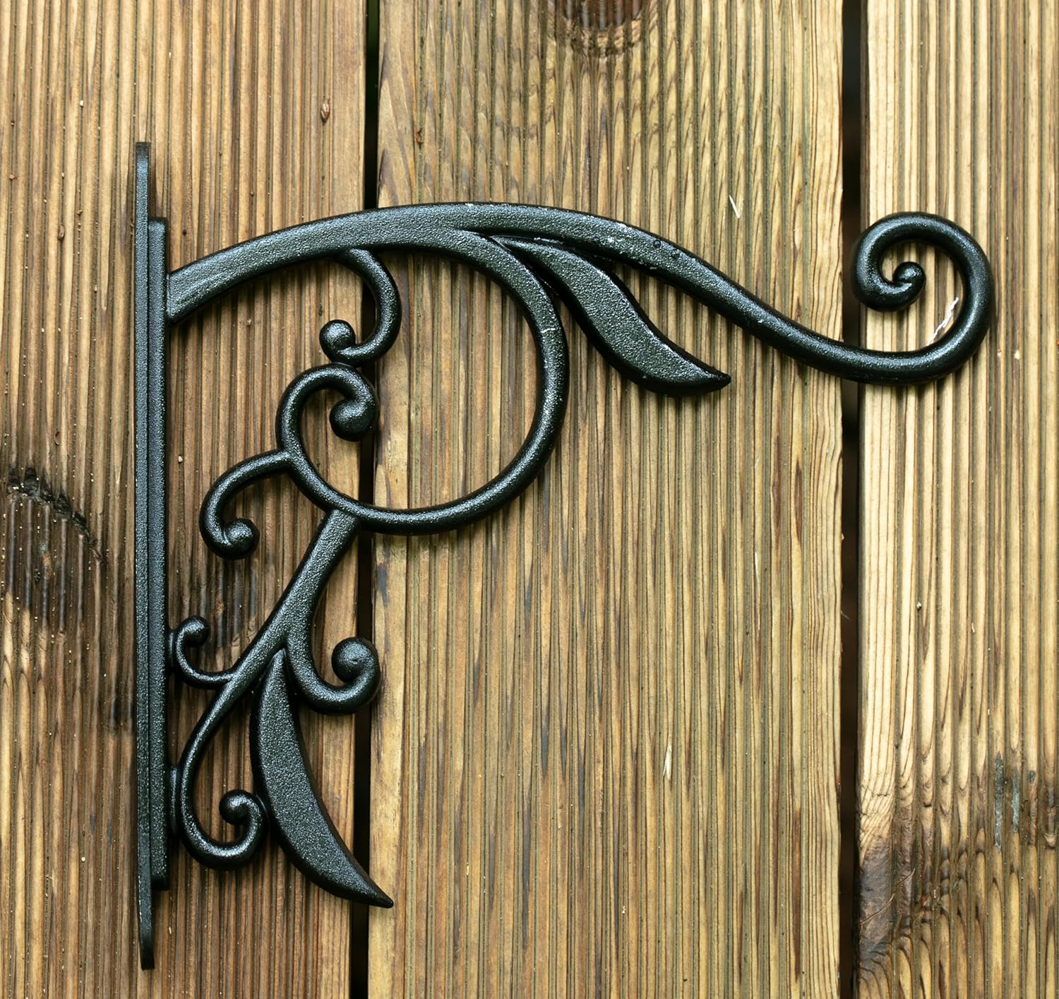 Hanging Planter Brackets Farmhouse-Inspired Fancy Metal Outdoor Brackets,Outdoor Hanging Brackets Wall Hook Heavy Duty Planter Brackets,Black Iron Indoor/Outdoor Planter Hanger Hook (10 Inch)