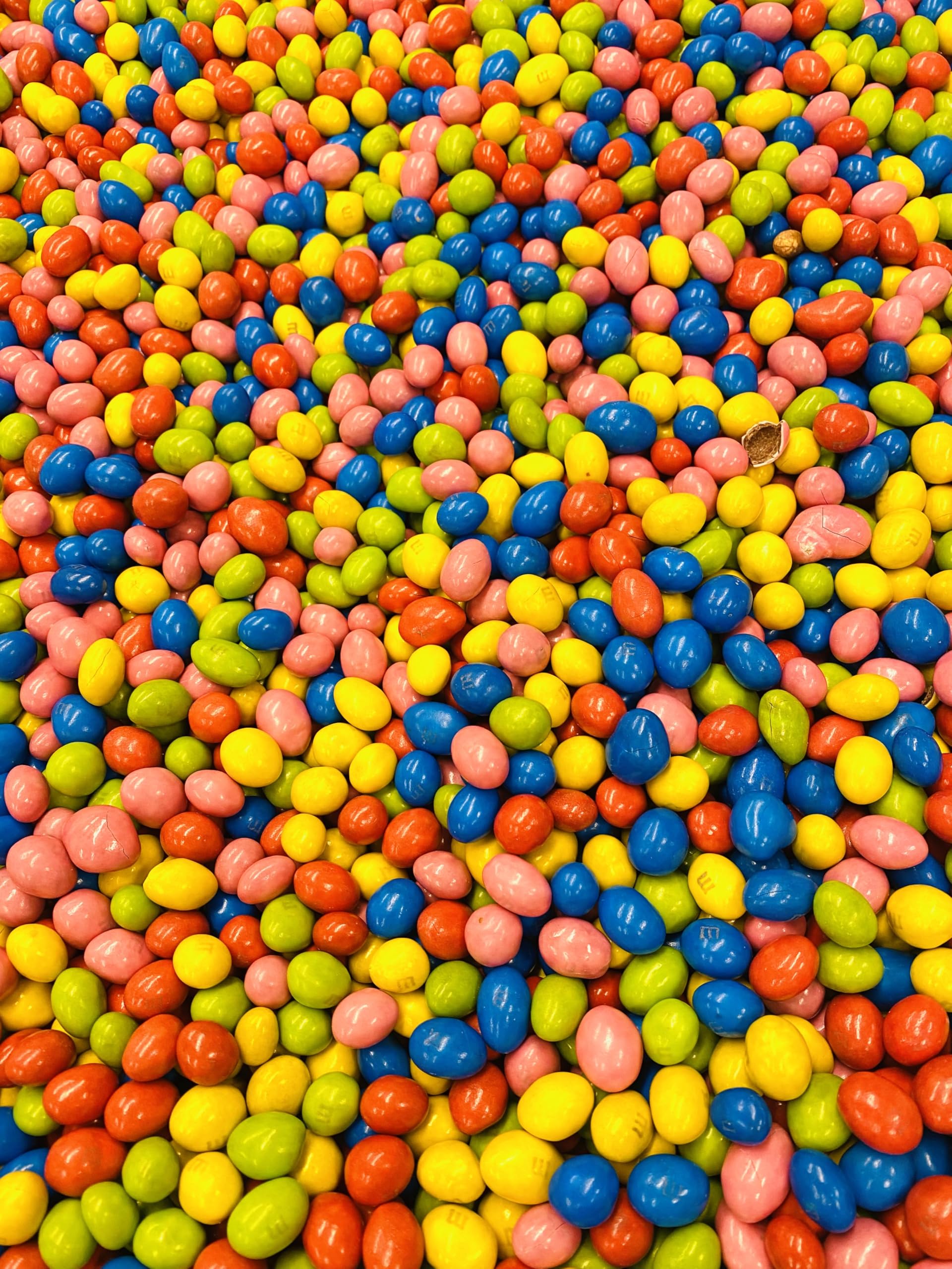 Crunchy Peanut & Milk Chocolate M&M's - 500g Bulk Snack Pouch - Candy Salad Sweets