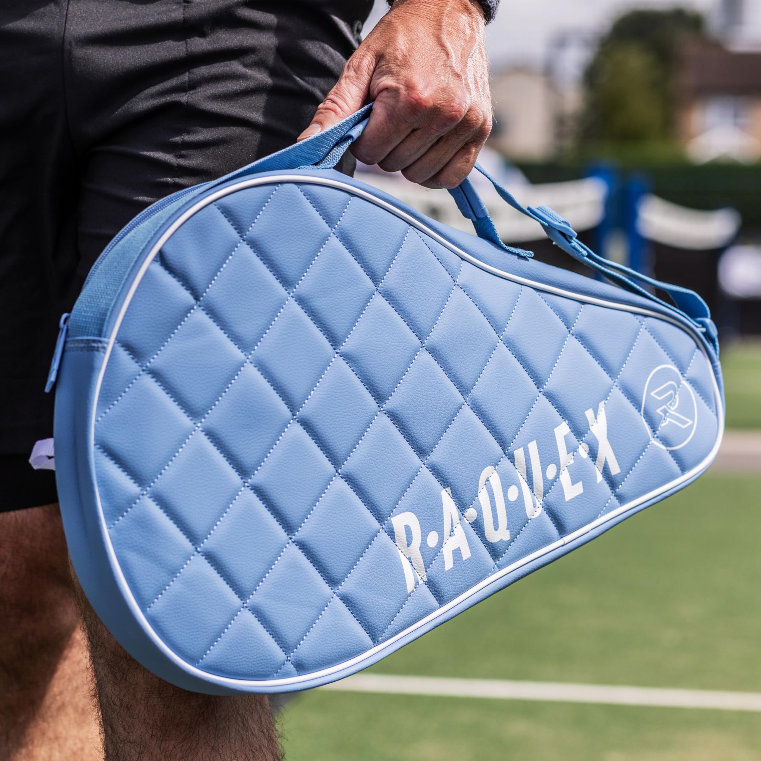 Raquex Elite Padel pokrowiec na rakietę - niebieska lub czarna na 1 rakietę - pikowana torba ze sztucznej skóry dla mężczyzn i kobiet, wyściełany ochraniacz na rakietę Padel, luksusowy prezent