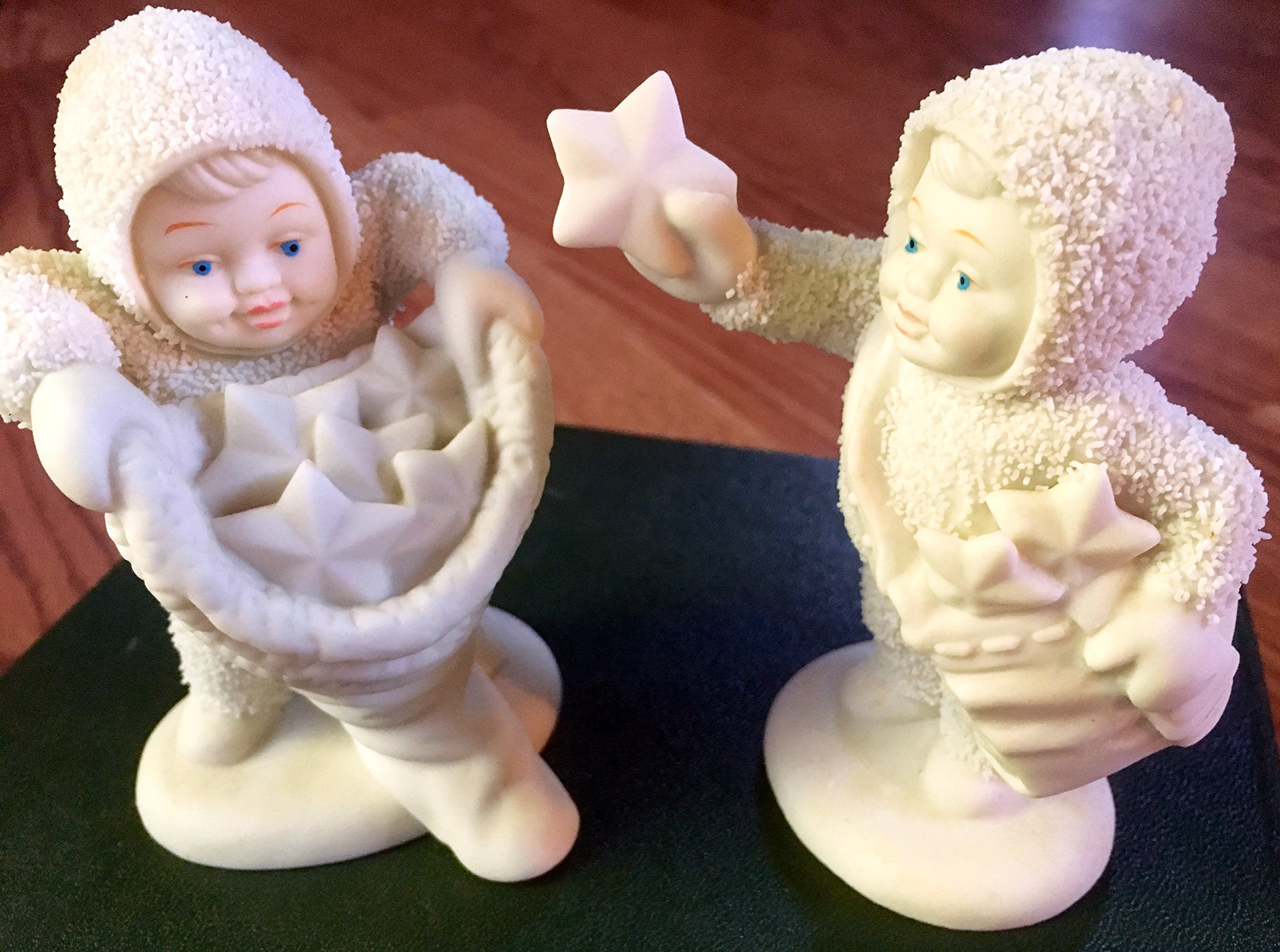 Department 56 with Hugs and Kisses Snowbabies