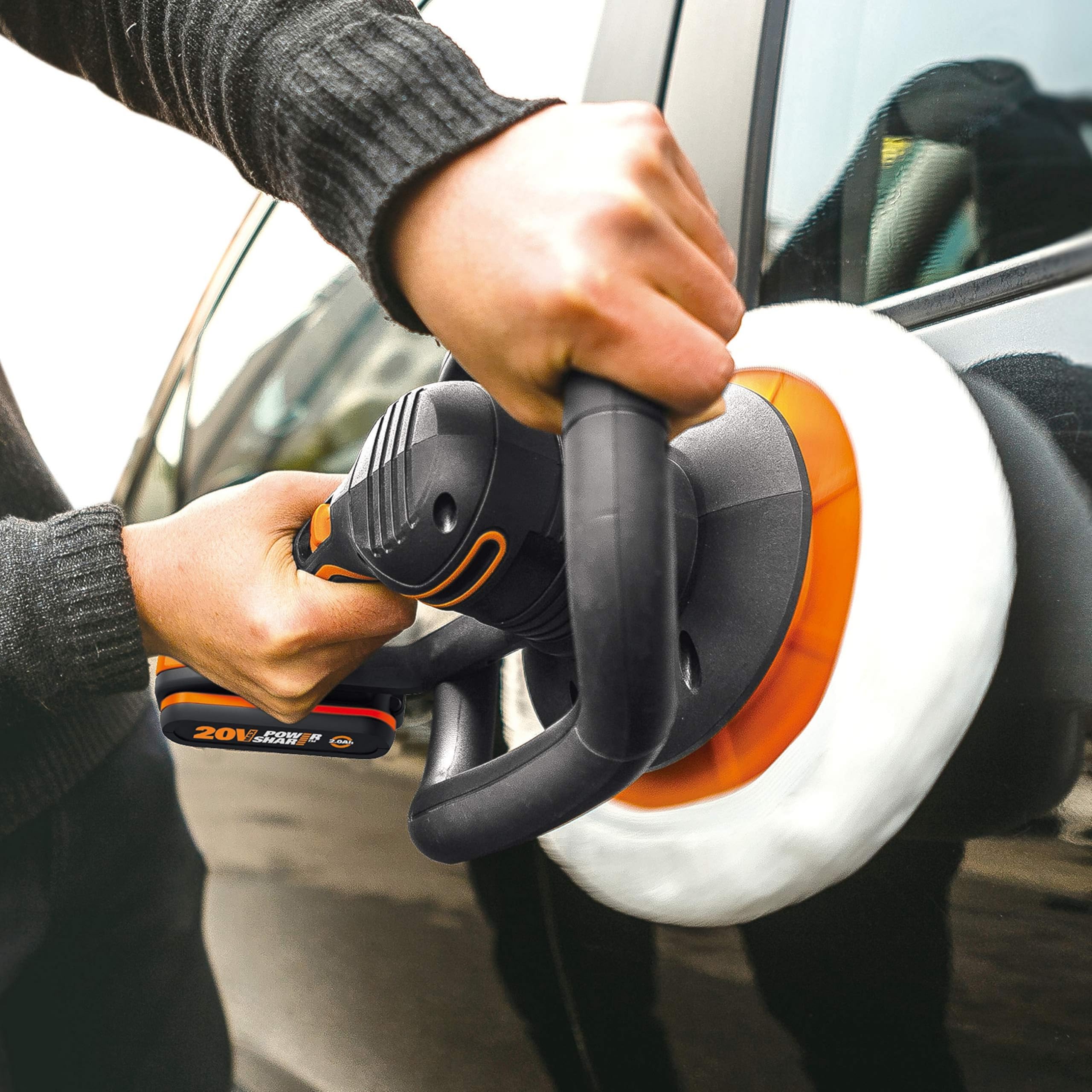 WORX Polisseuse Orbitale sans Fil 20V WX856, Plaque de 254 mm, Moteur Puissant, Design Compact et Ergonomique, Avec 2 Bonnets de Haute Qualité, Livrée avec Batterie et Chargeur
